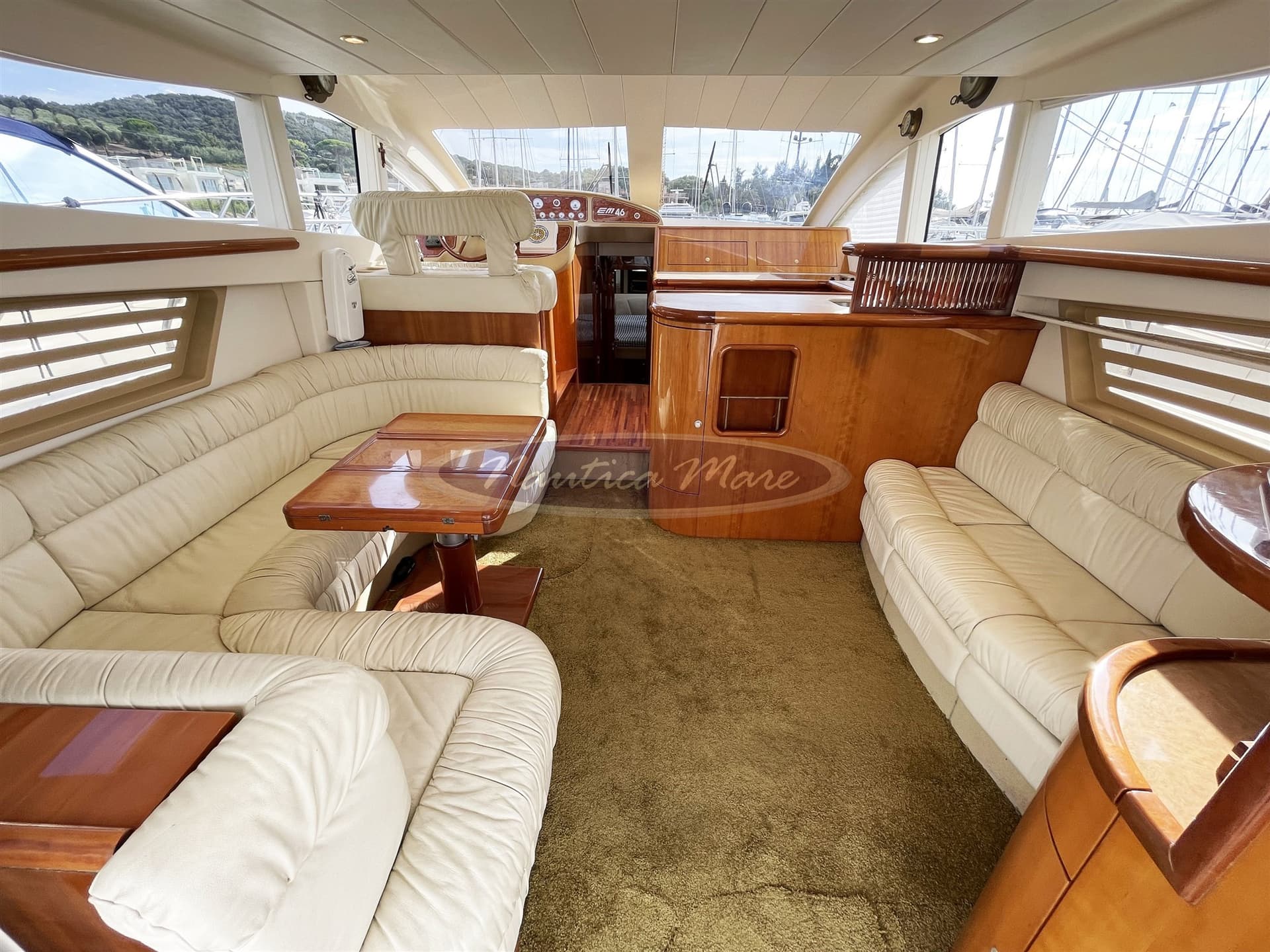 Enterprise Marine Em 46 - Detail View 1 Enterprise Marine Em 46 - Detail View 1