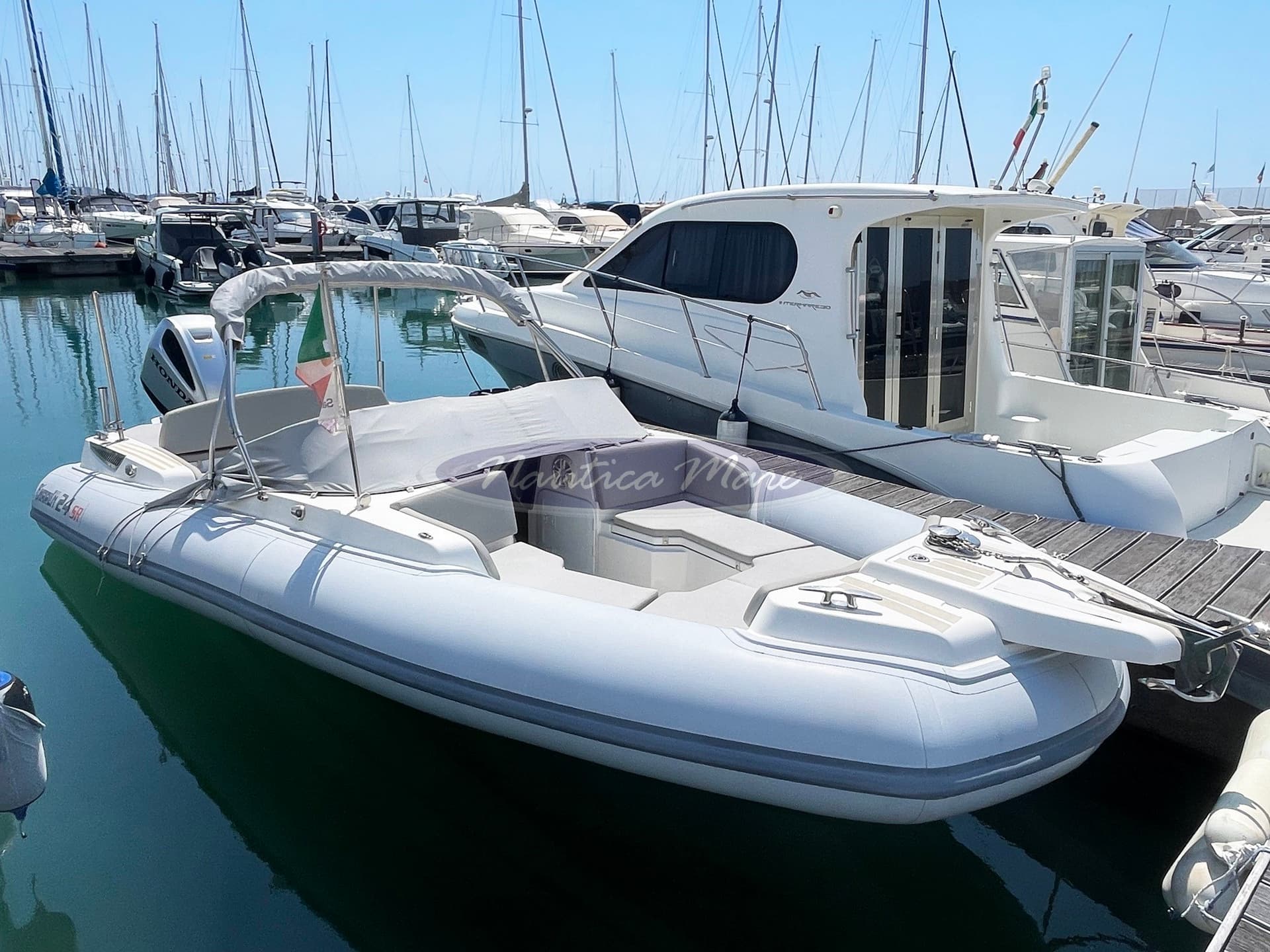 Marlin Boat MARLIN 24 SR (FB) used - main view