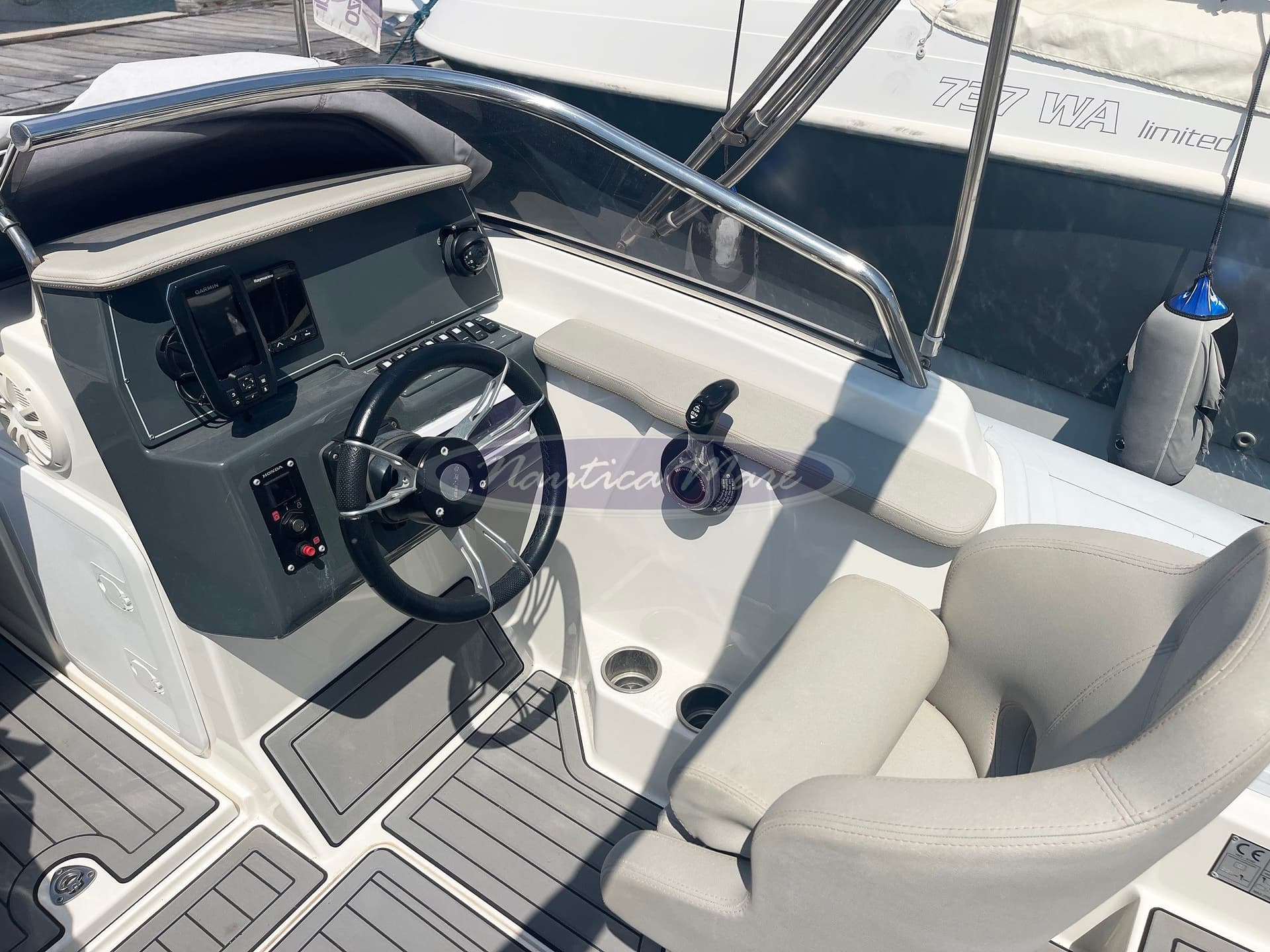 Marlin Boat MARLIN 24 SR (FB) used - hero image 6