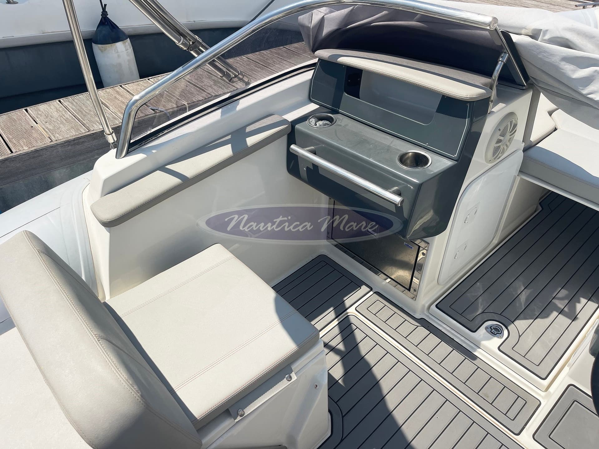 Marlin Boat MARLIN 24 SR (FB) used - hero image 7