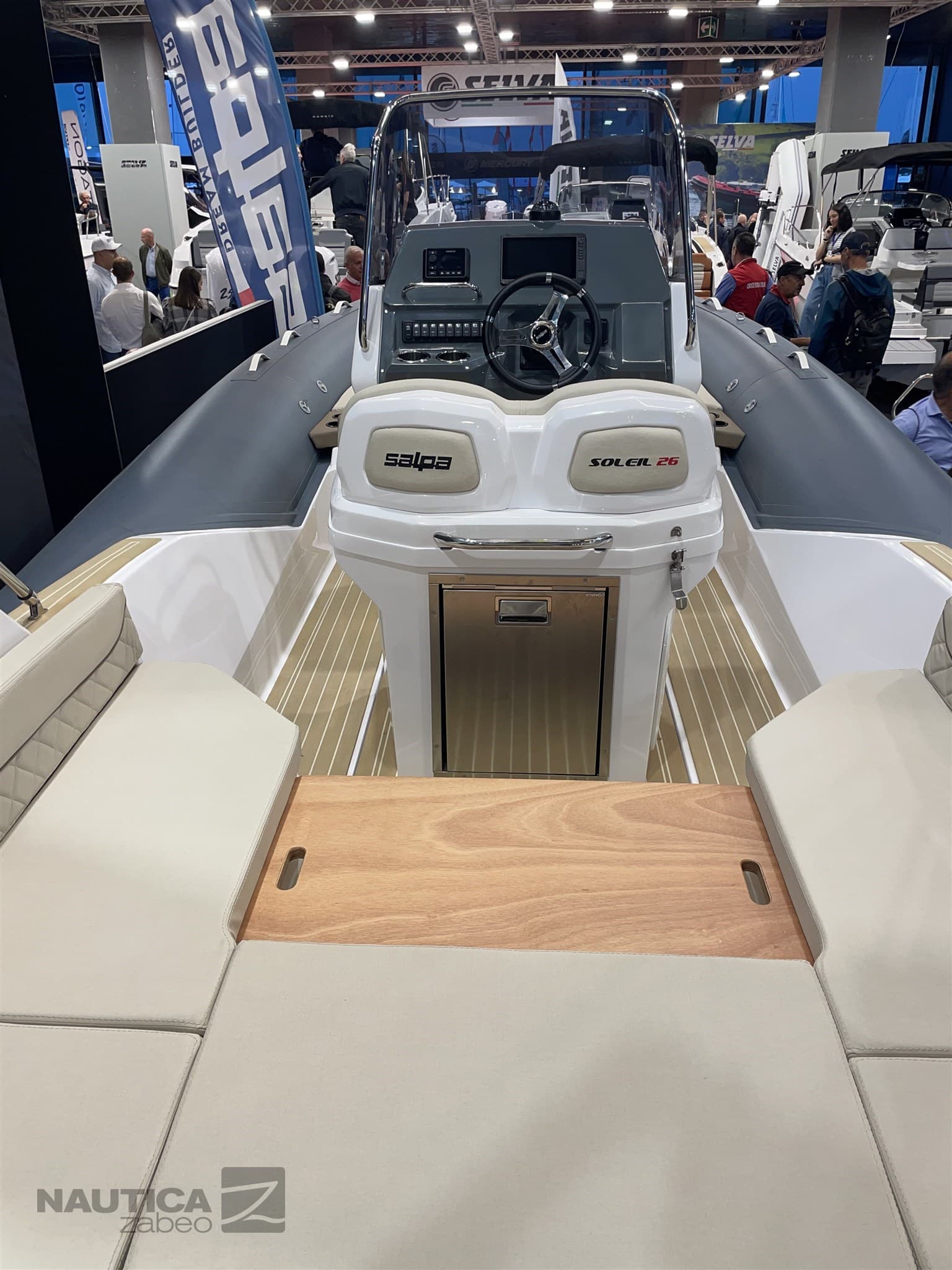 Salpa Soleil 26 - Interior View Salpa Soleil 26 - Interior View