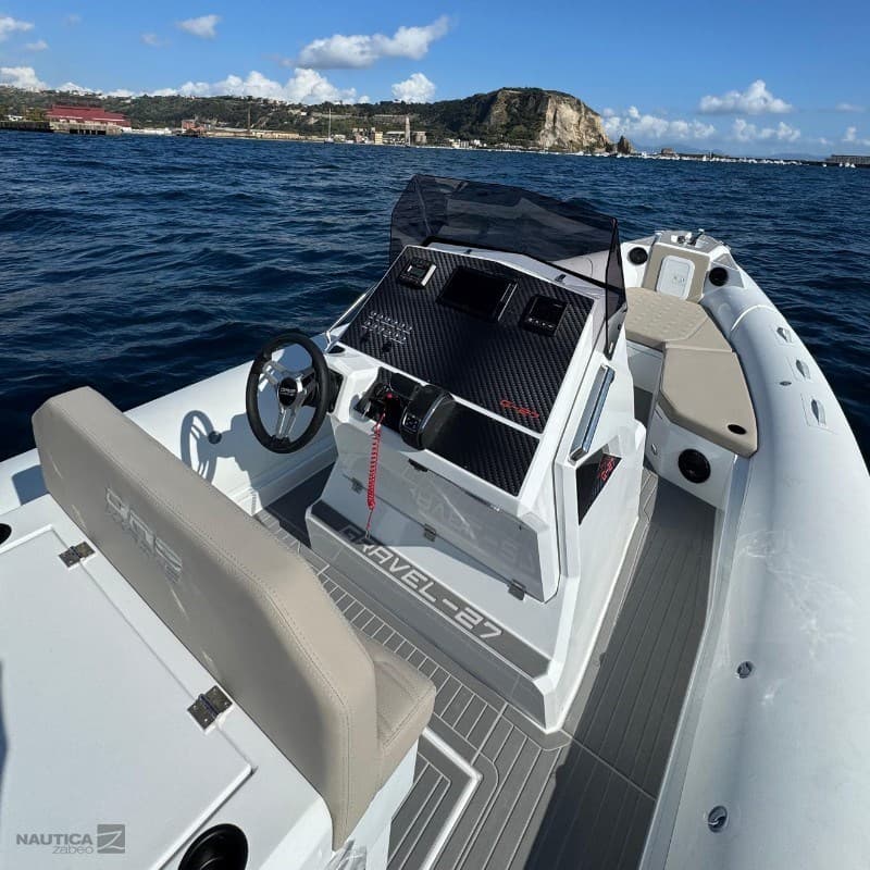 Oromarine G-27 - Deck View Oromarine G-27 - Deck View