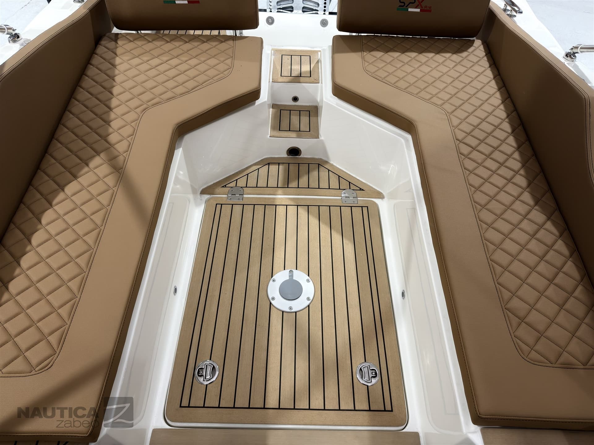 Spx Rib 24 Dinette d'occasion - image hero 15