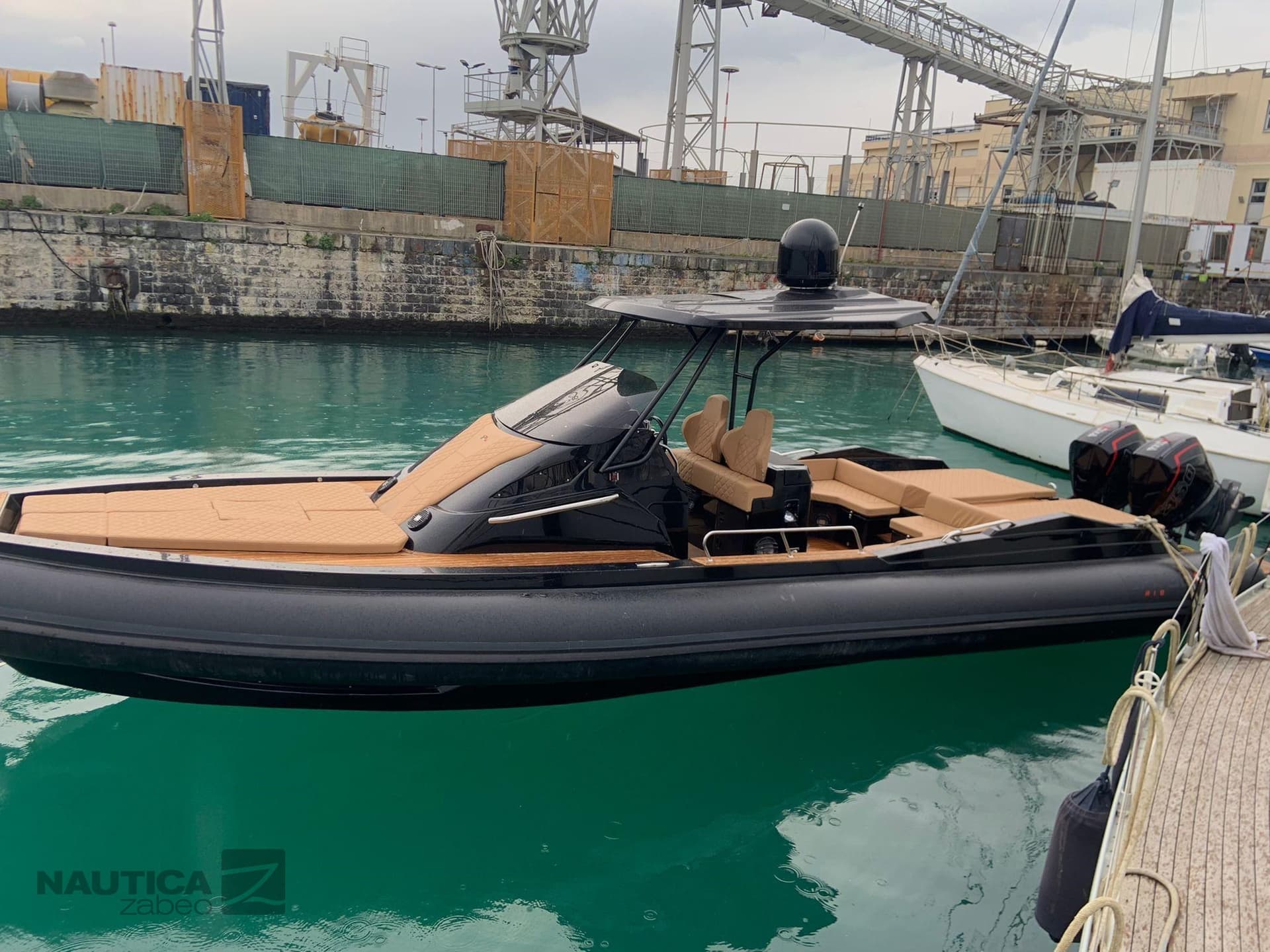Spx Rib 38 Dinette d'occasion - image hero 5