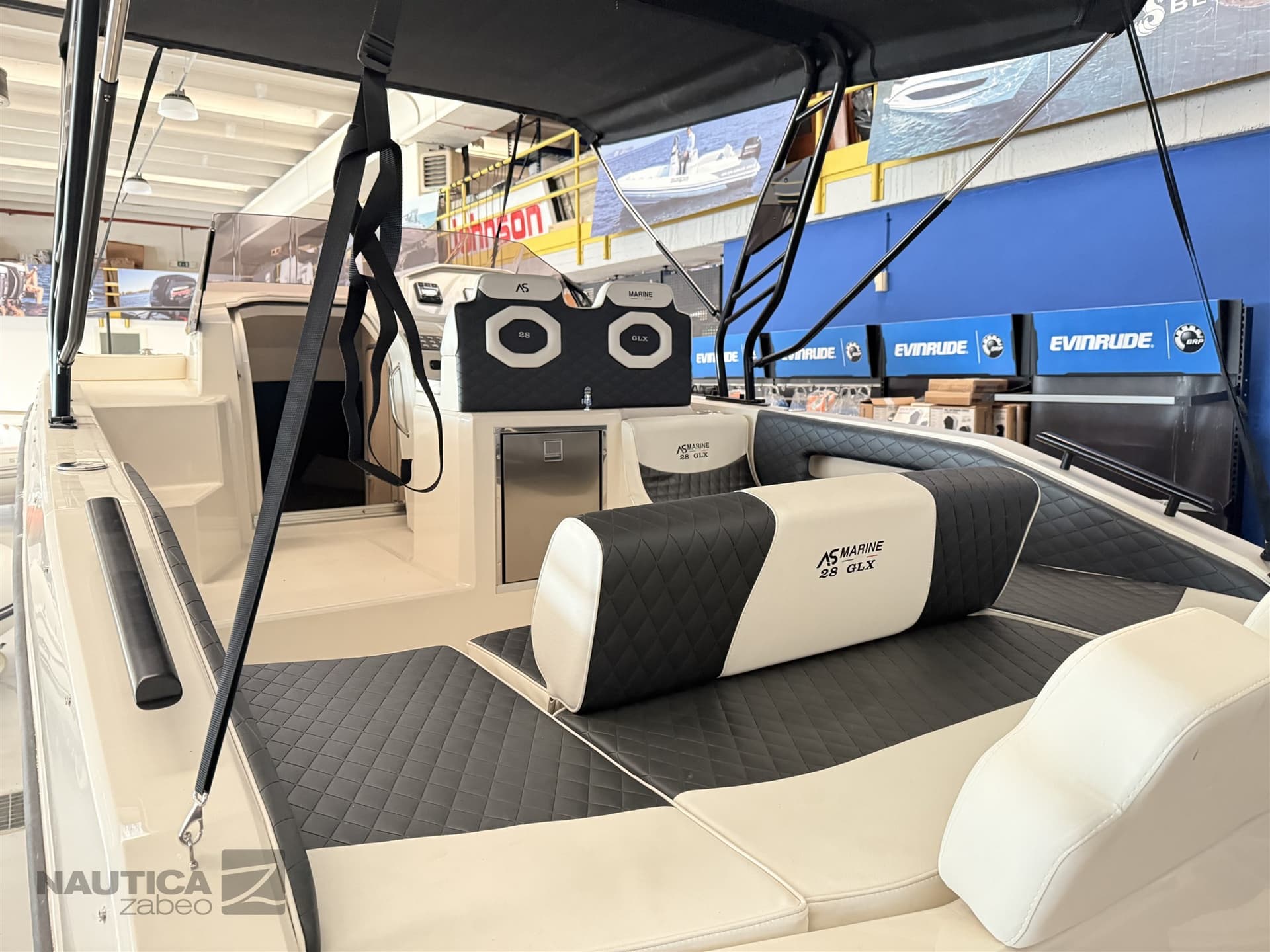 AS Marine As 28 Glx used - detail 4