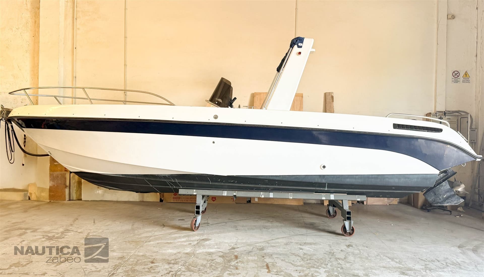 Manò Marine Manò 2350 Nesis usato - dettaglio 1