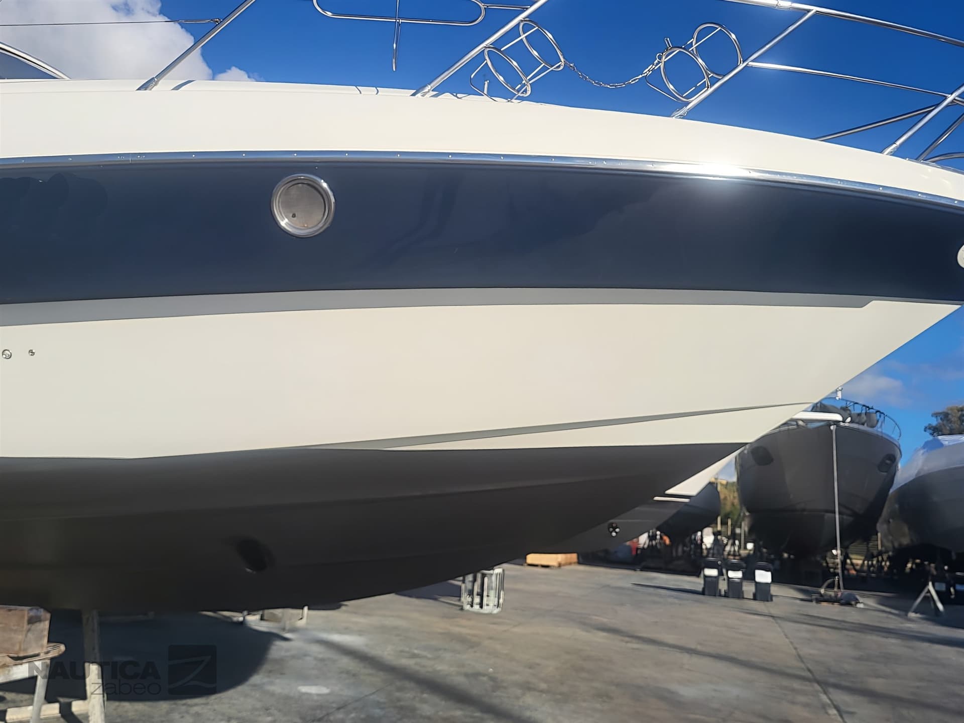 Cranchi ENDURANCE 41 used - hero image 4