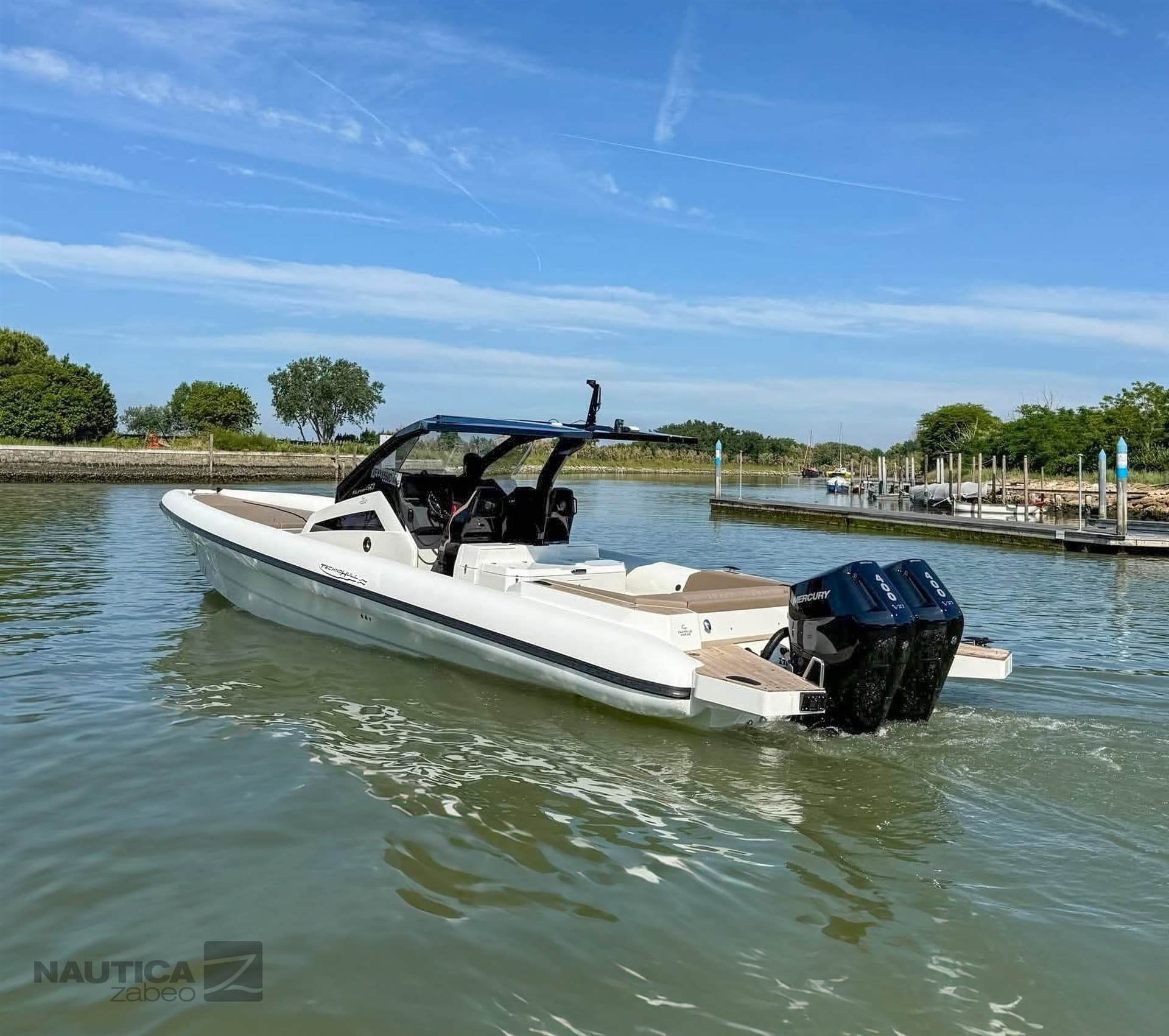 Technohull Alpha 40 usato - dettaglio 4