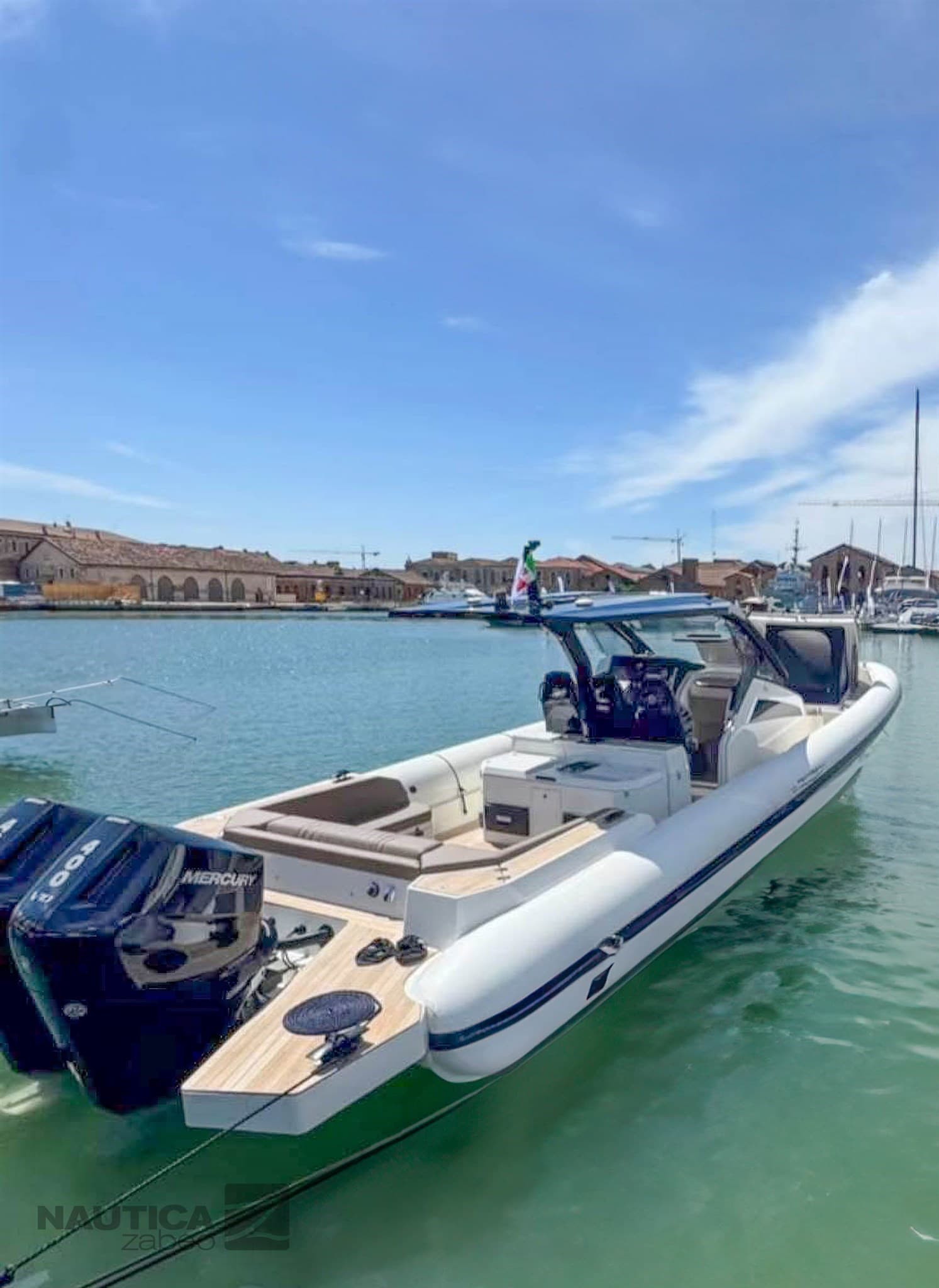 Technohull Alpha 40 usato - dettaglio 2