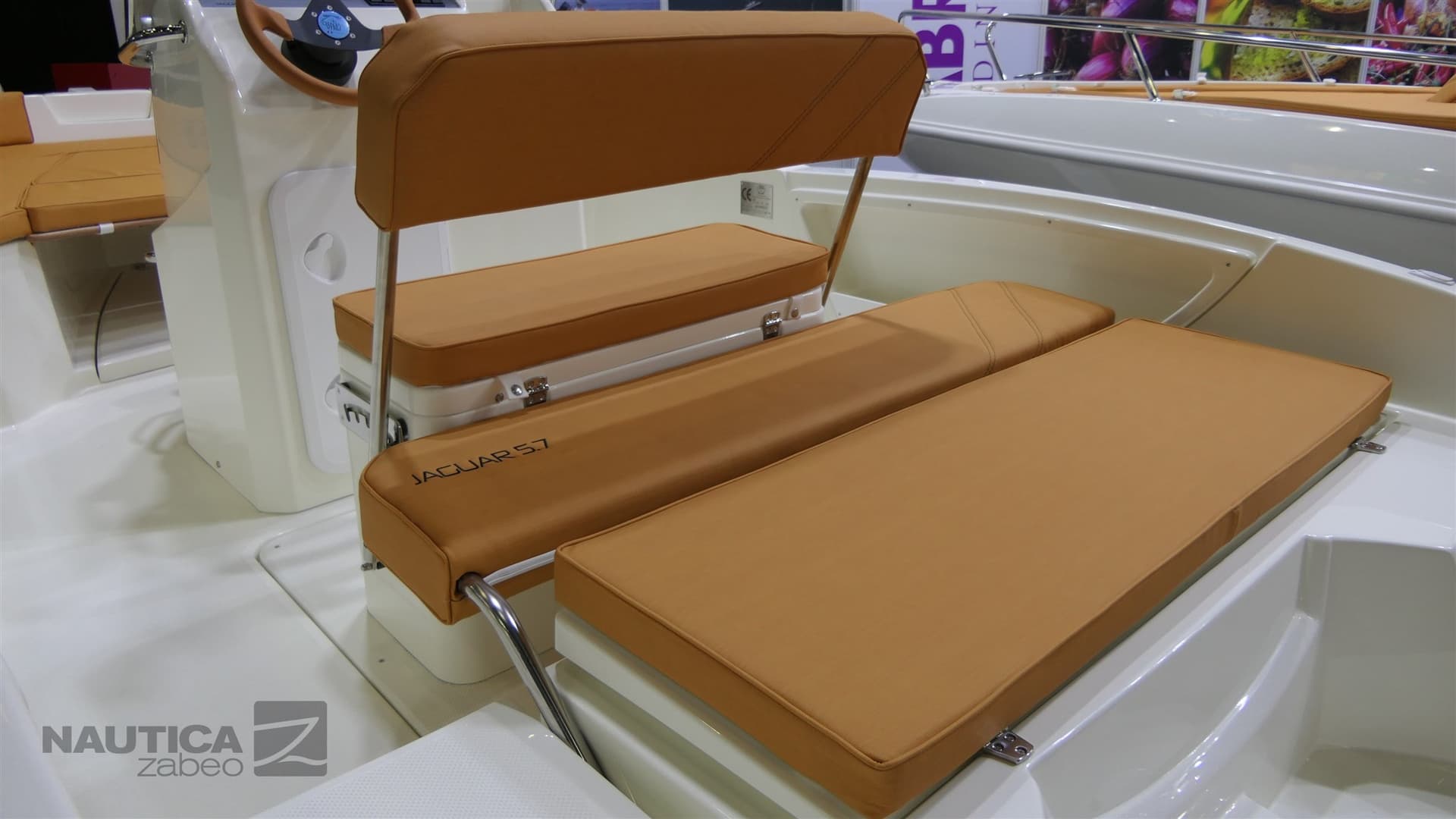 Prua Al Vento Jaguar 5.7 SE usato - foto hero 8