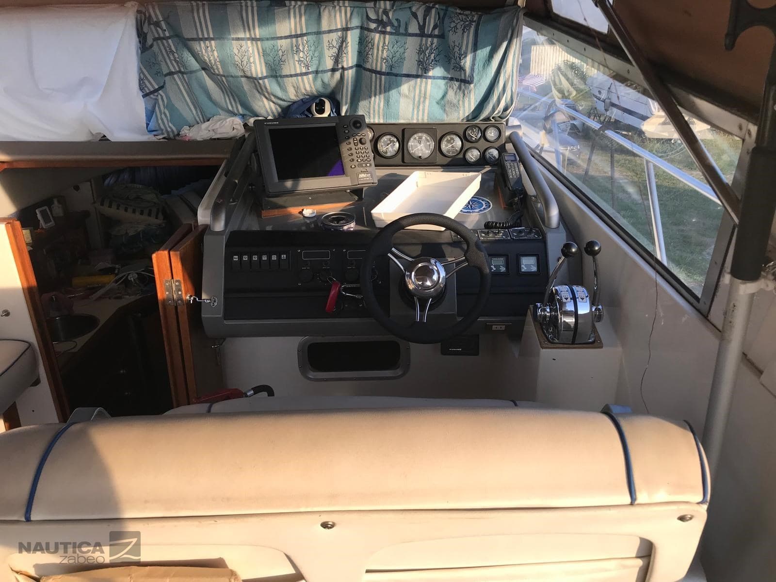 Fjord Dolphin 900 usato - dettaglio 3