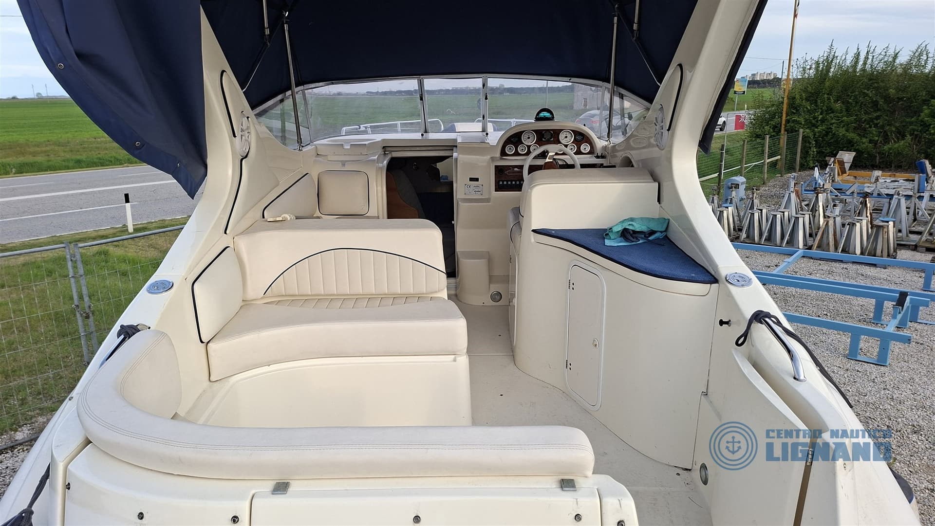 Coverline Coverline 8.30 Cabin - Interior View Coverline Coverline 8.30 Cabin - Interior View