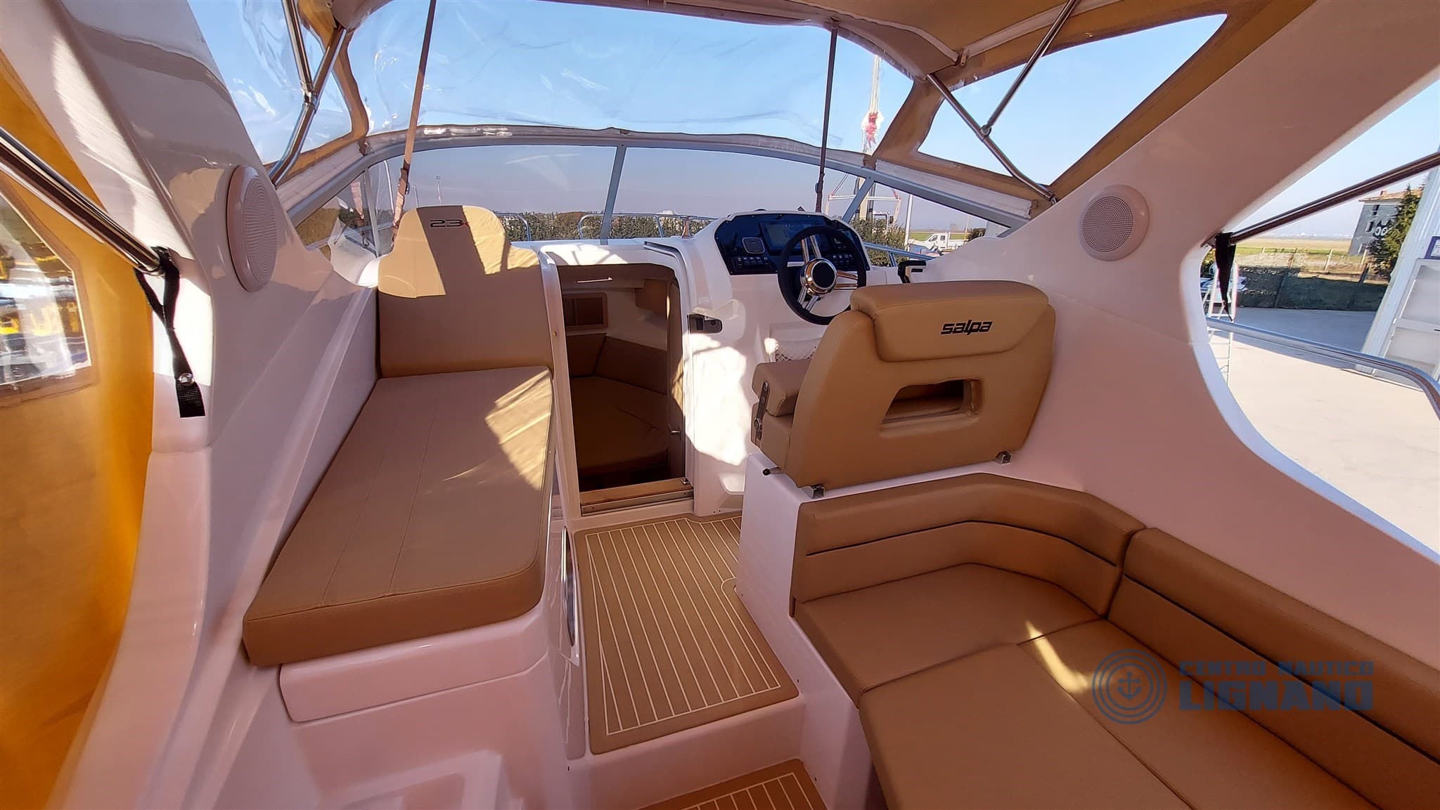 Salpa Laver 23 X - Detail View 1 Salpa Laver 23 X - Detail View 1