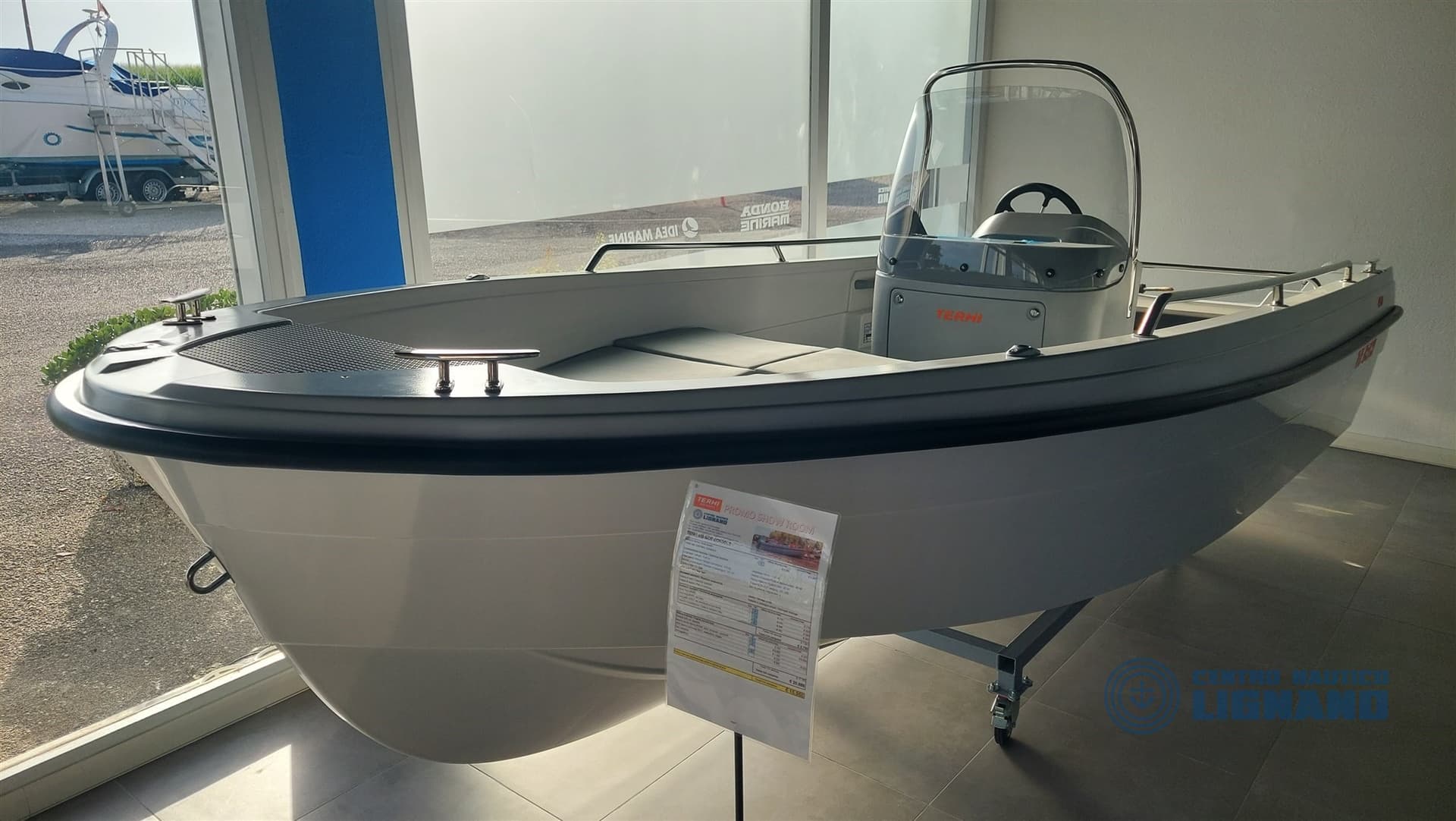 Terhi 450 Central Console - Main View Terhi 450 Central Console - Main View