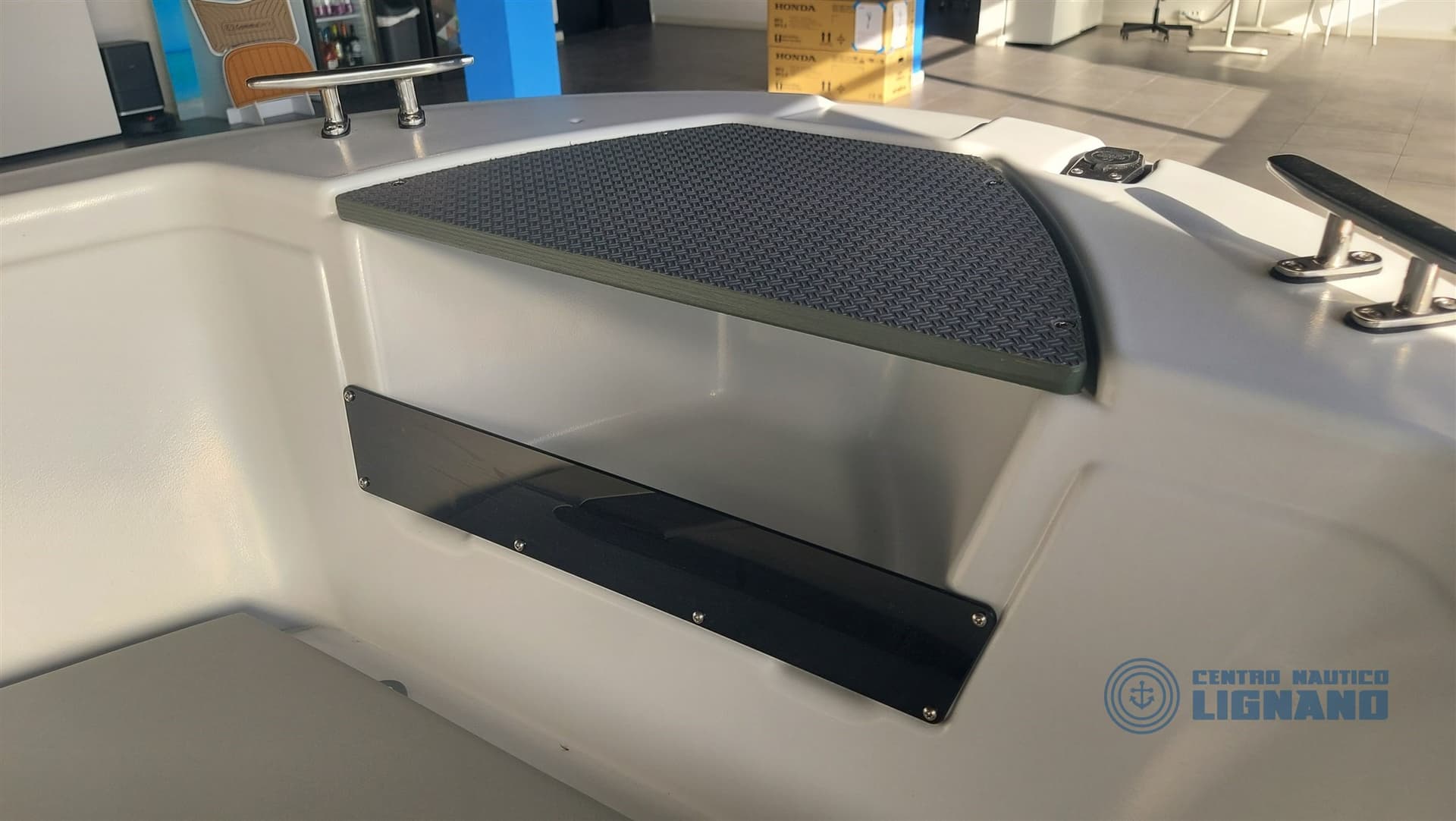 Terhi 450 CENTRAL CONSOLE usato - foto hero 6