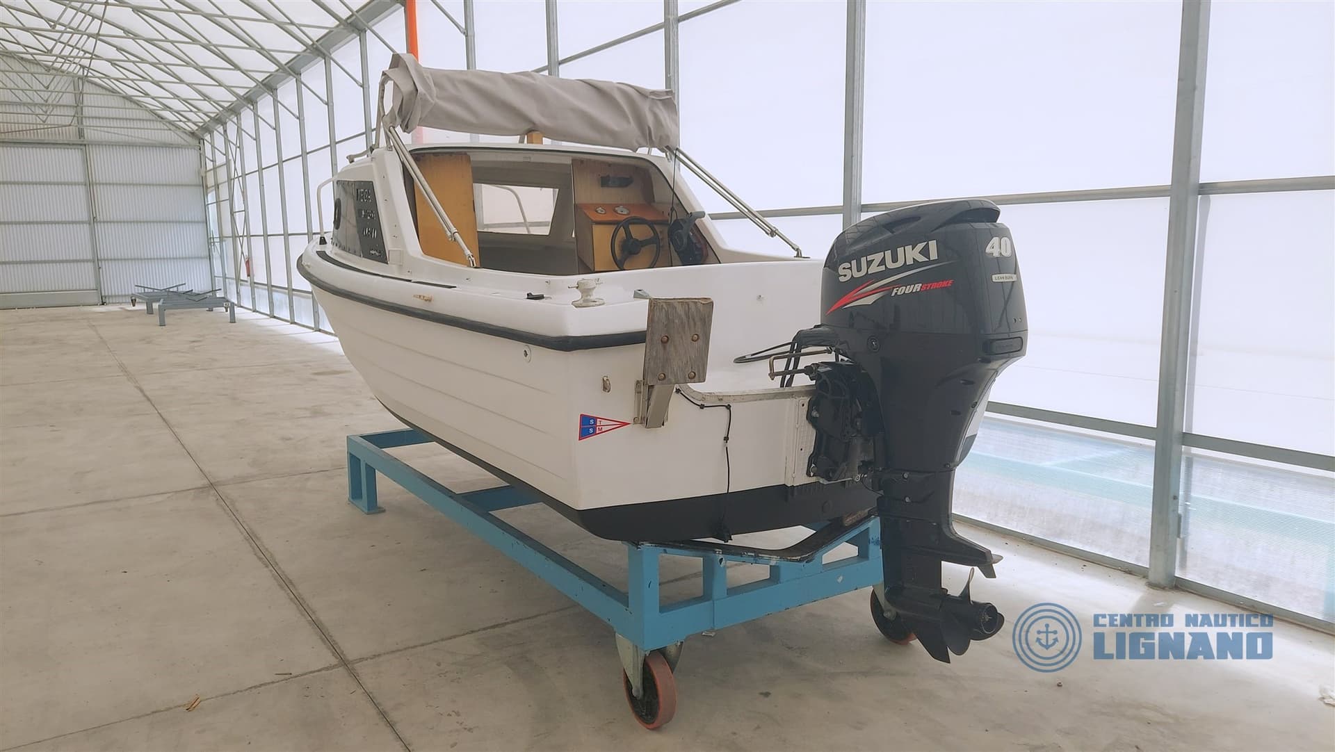 Vega Hurricane 499-80 Executive - Interior View Vega Hurricane 499-80 Executive - Interior View