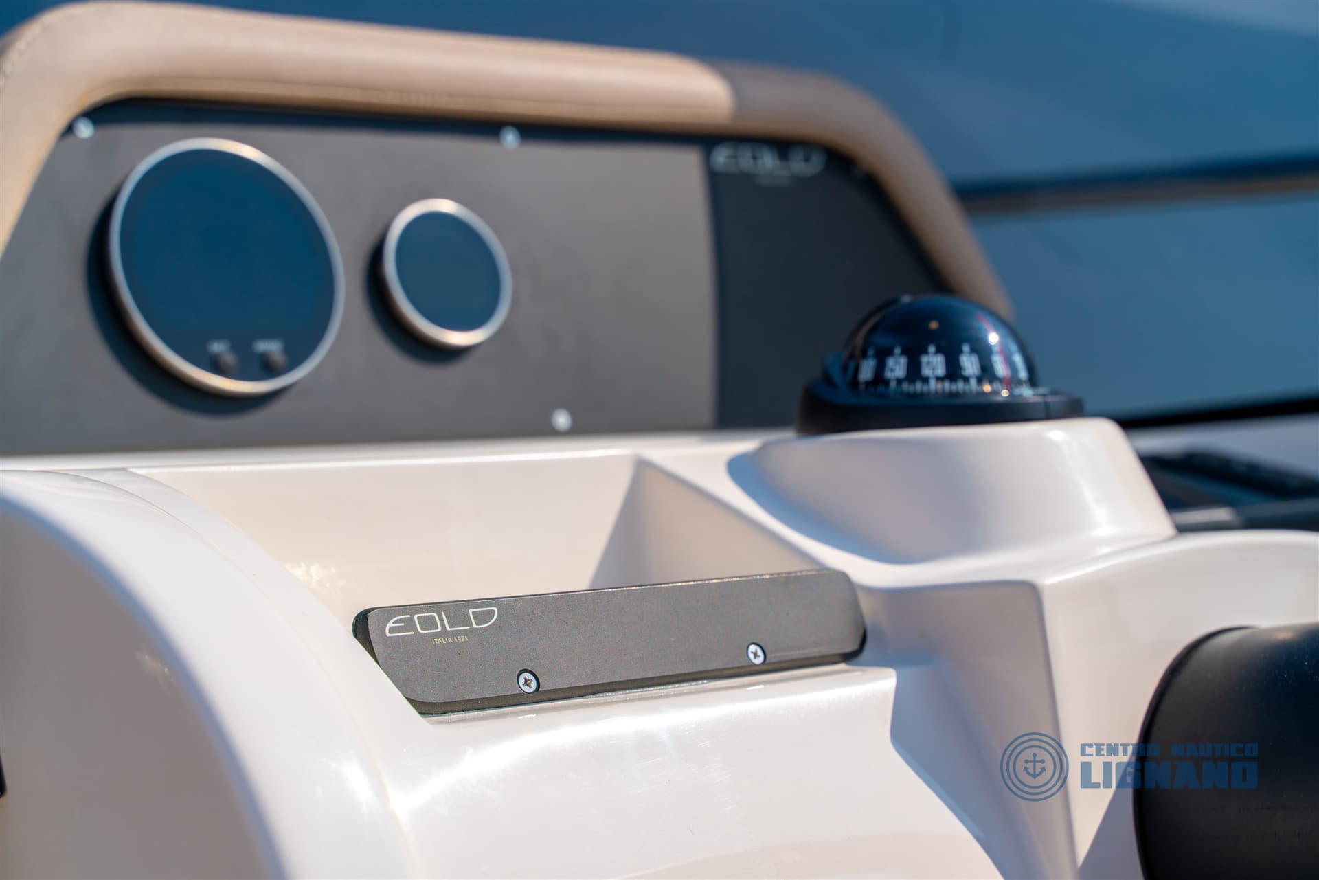 Eolo 6.4 El - Deck View Eolo 6.4 El - Deck View