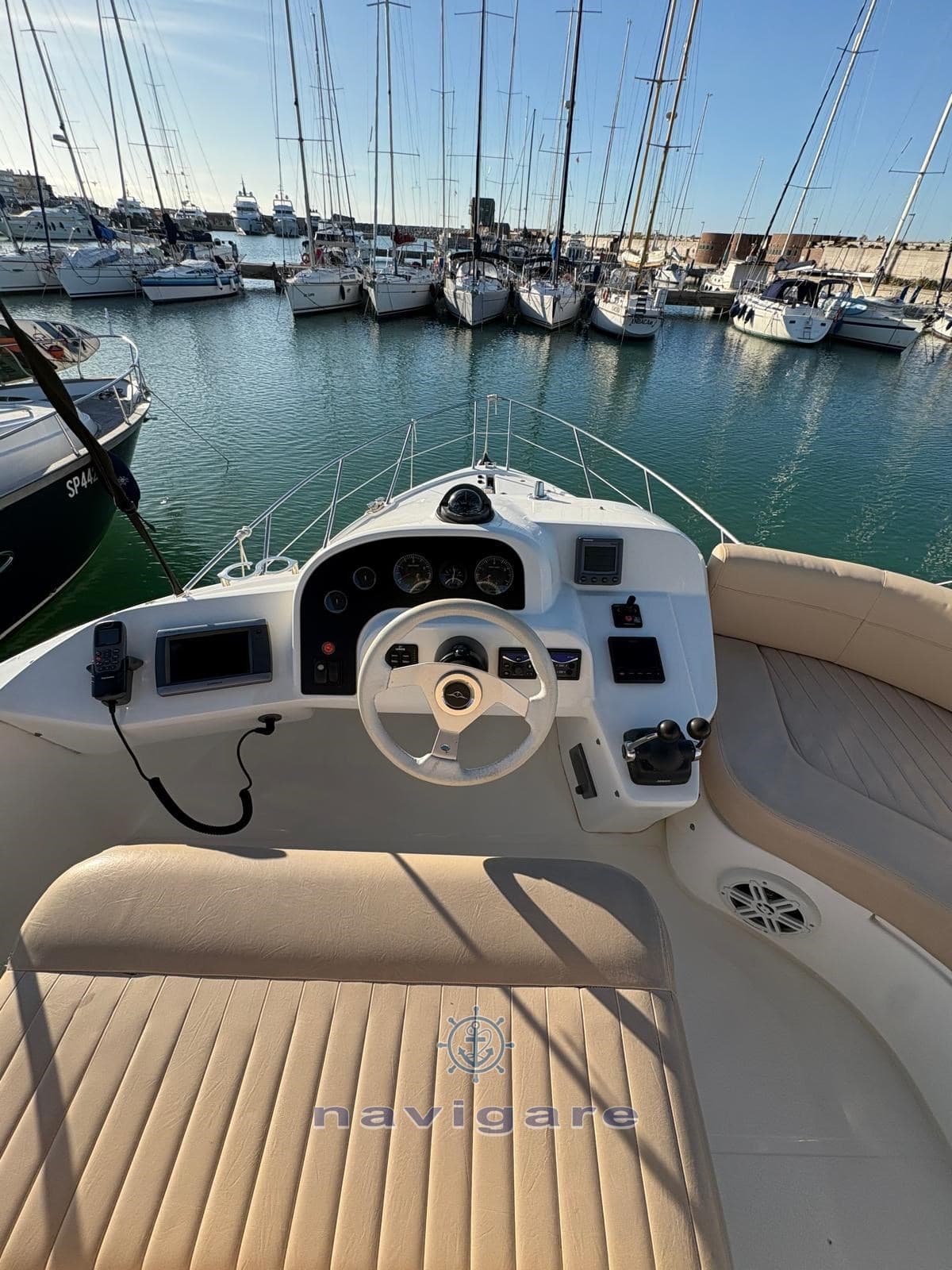 Sealine F 37 gebraucht - Detail 3