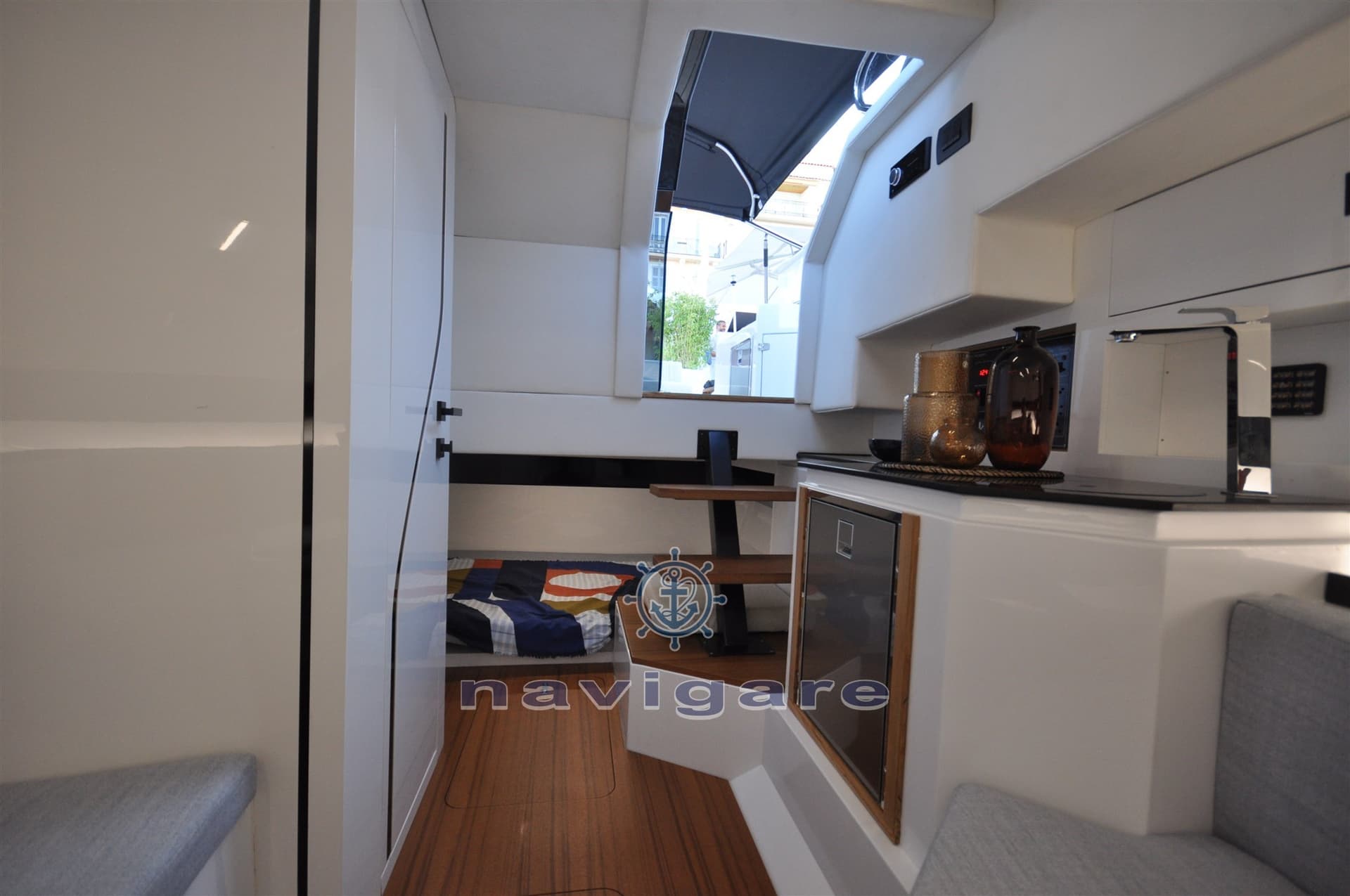 BB Yachts Bb 35 Elba - Interior View BB Yachts Bb 35 Elba - Interior View
