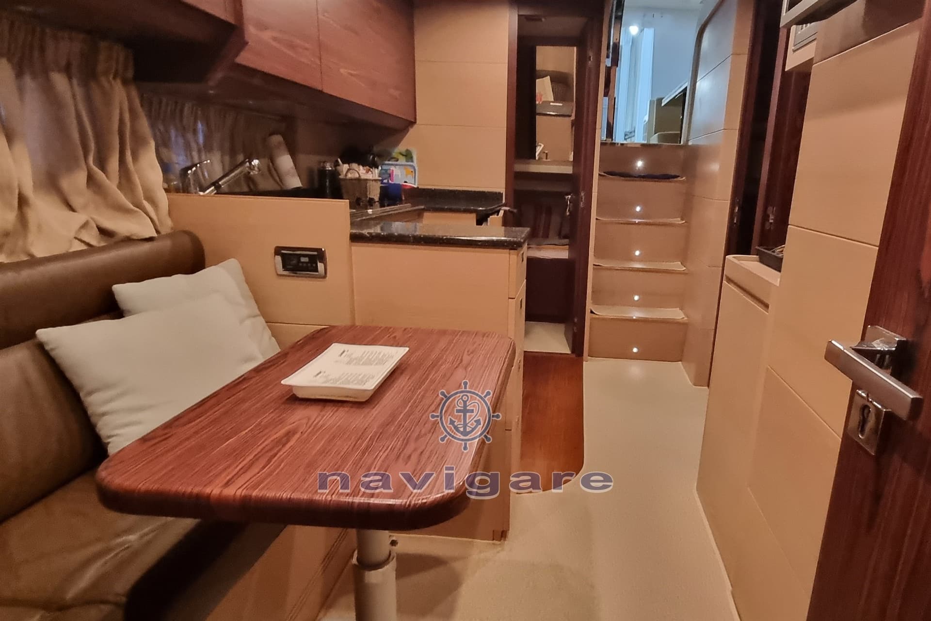 Cayman 48 W.A. - Deck View Cayman 48 W.A. - Deck View