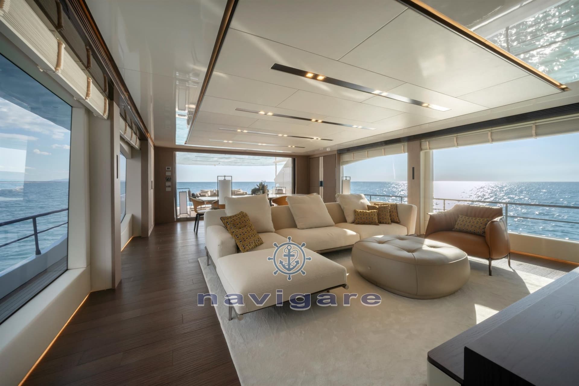 Maiora 30 Walkaround - Interior View Maiora 30 Walkaround - Interior View