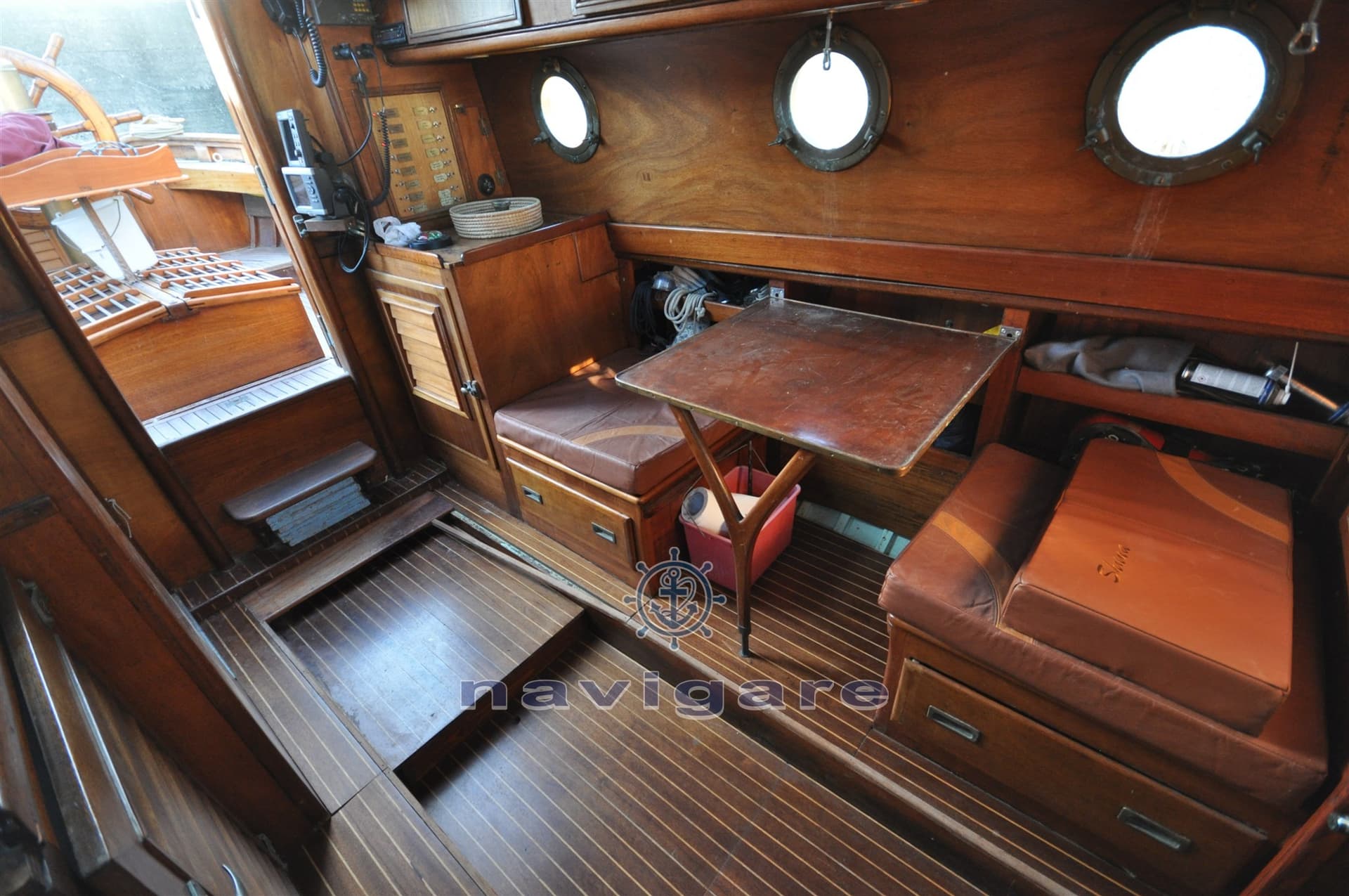 Bianchi e Cecchi Cutter - Interior View Bianchi e Cecchi Cutter - Interior View