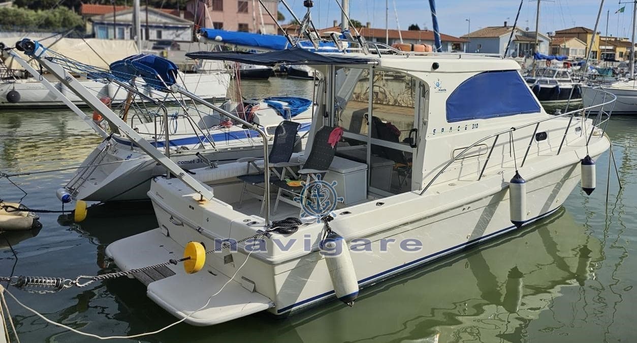 Plastik Space 310 Cruiser - Main View Plastik Space 310 Cruiser - Main View