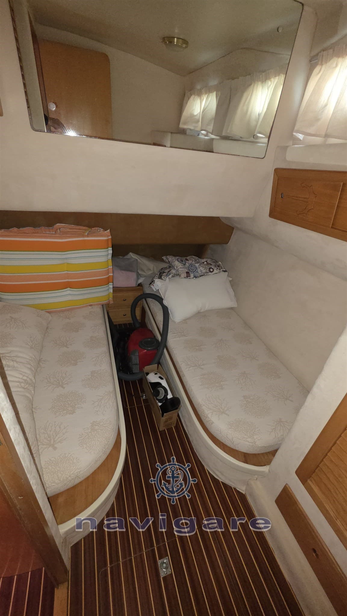 Dellapasqua Dc 10 - Deck View Dellapasqua Dc 10 - Deck View