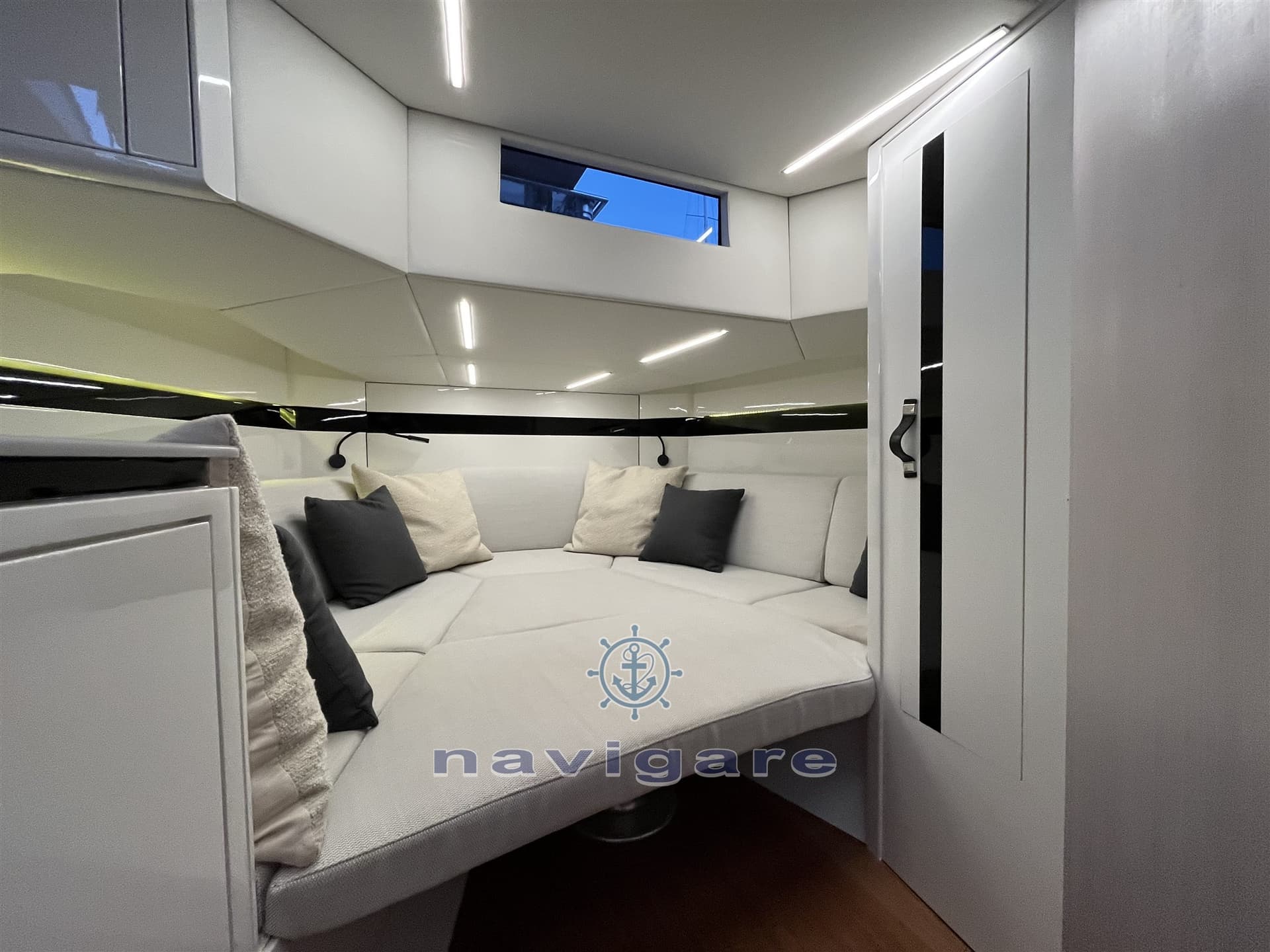 BB Yachts BB 44 ISCHIA usato - foto hero 16