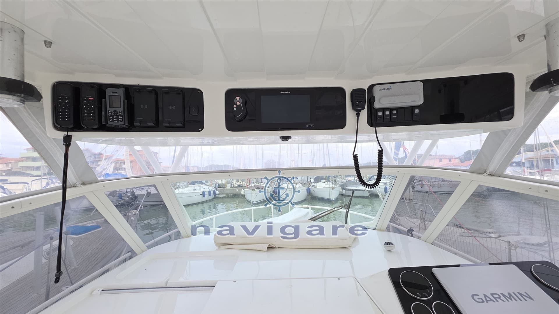 Cayman 30 WA usato - foto hero 10
