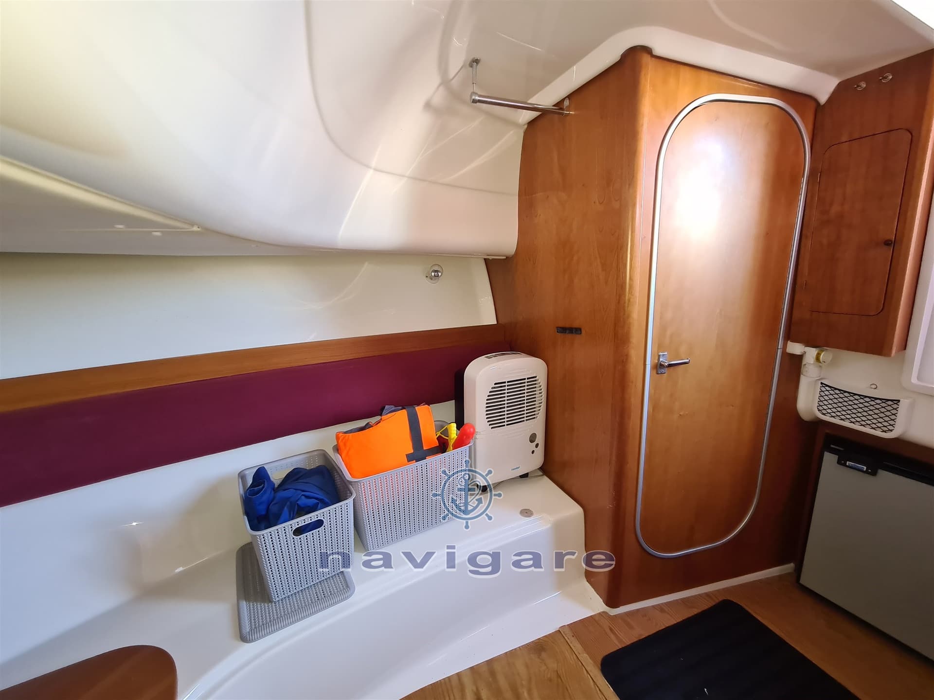 Kelt White Shark 248 Sundeck - Interior View Kelt White Shark 248 Sundeck - Interior View