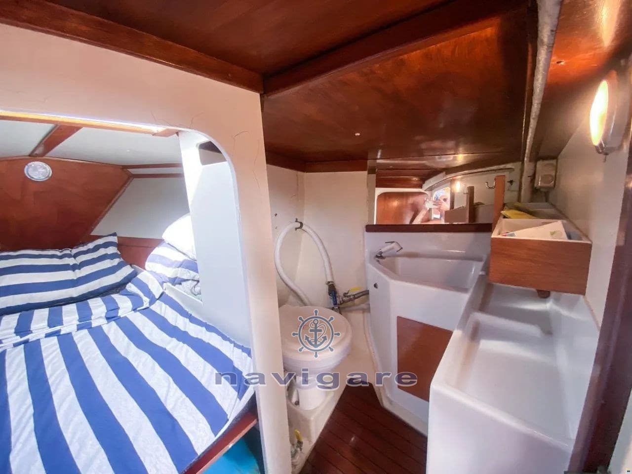 Jeanneau Folie Douce - Detail View 1 Jeanneau Folie Douce - Detail View 1