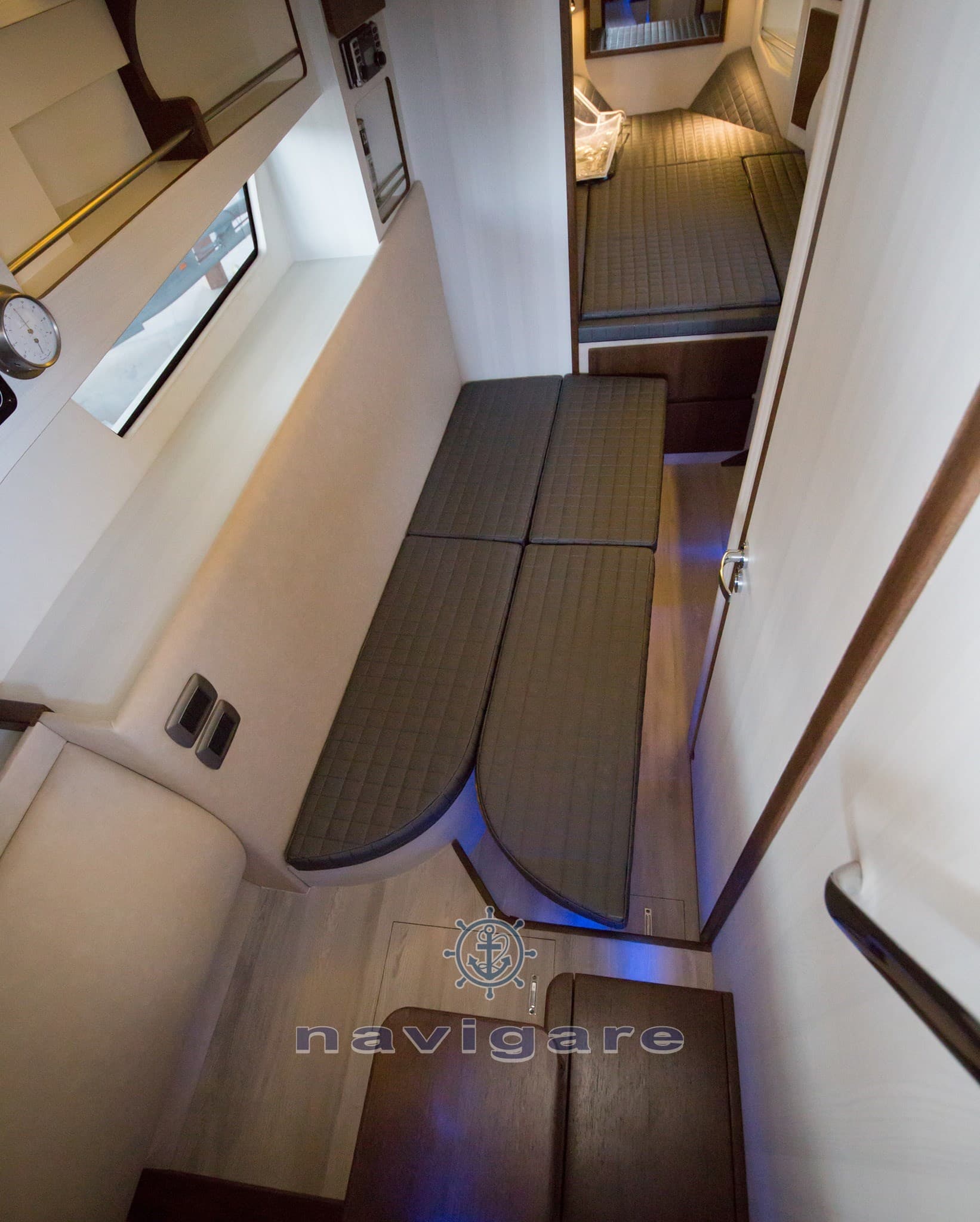 Famic Marine PACIFIC 34.1 ELEGANT usato - foto hero 19