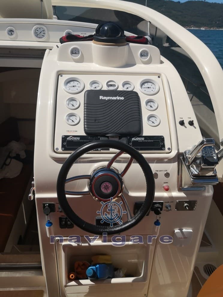 Supermarine Iguana 36 - Deck View Supermarine Iguana 36 - Deck View