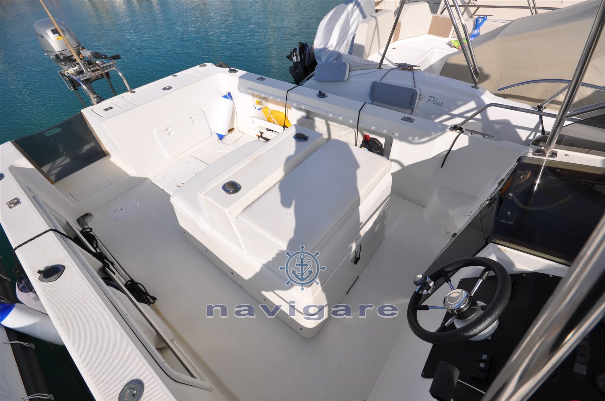 Royal Yacht Group Harpoon 255 Walkaround - Deck View Royal Yacht Group Harpoon 255 Walkaround - Deck View