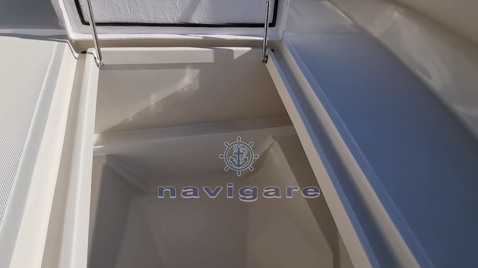 Tuccoli Marine T250 VM used - hero image 9