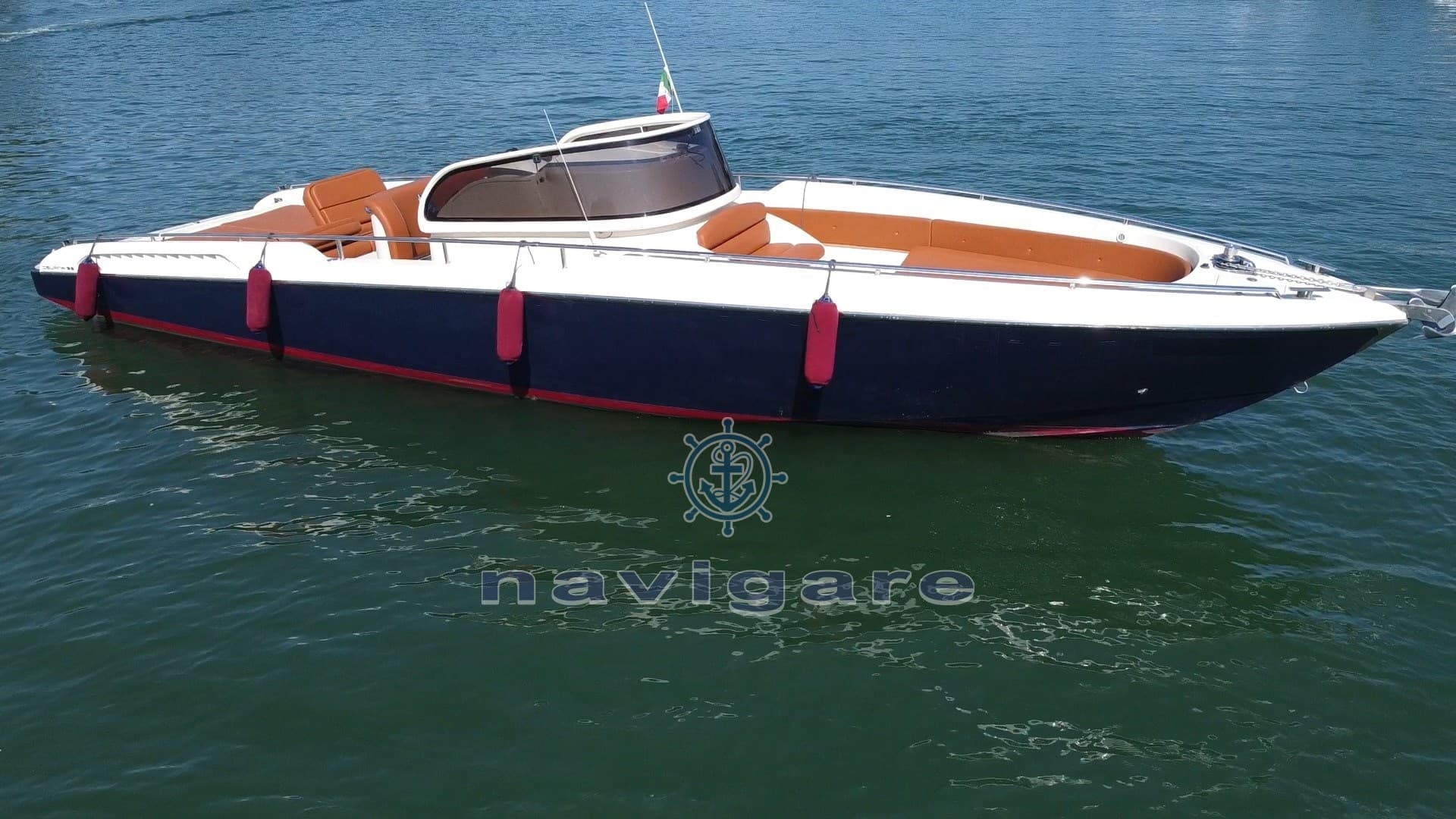 Supermarine IGUANA 36 d'occasion - image hero 6
