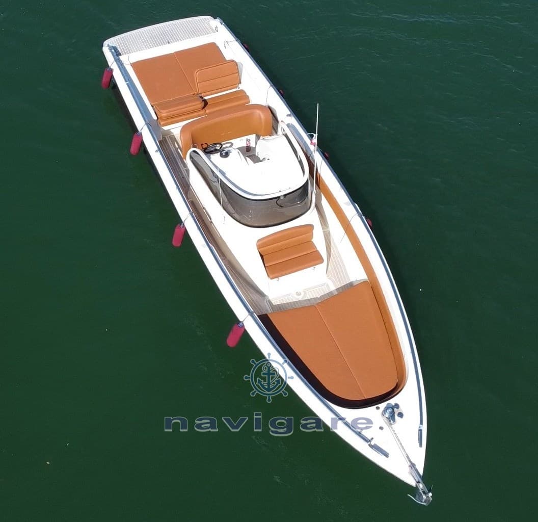 Supermarine IGUANA 36 d'occasion - image hero 20