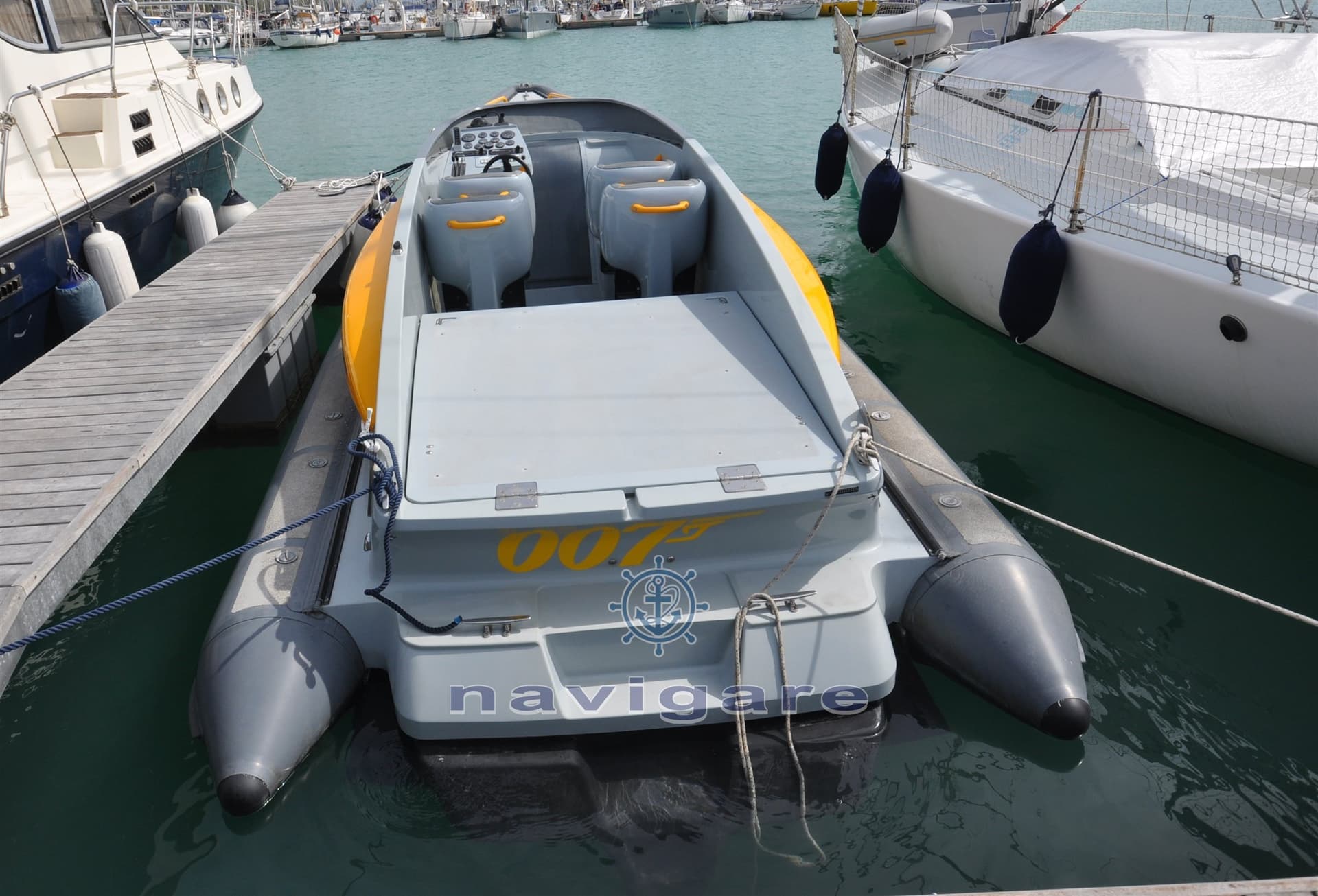 FB Design RIB 33 CABINATO usato - foto hero 5