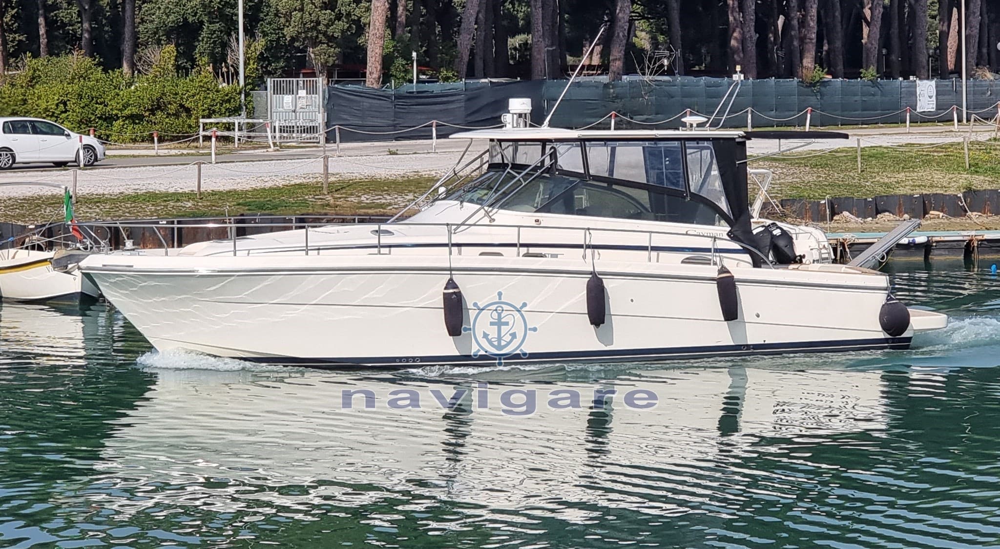 Cayman 40 W.A. Hard Top - Main View Cayman 40 W.A. Hard Top - Main View