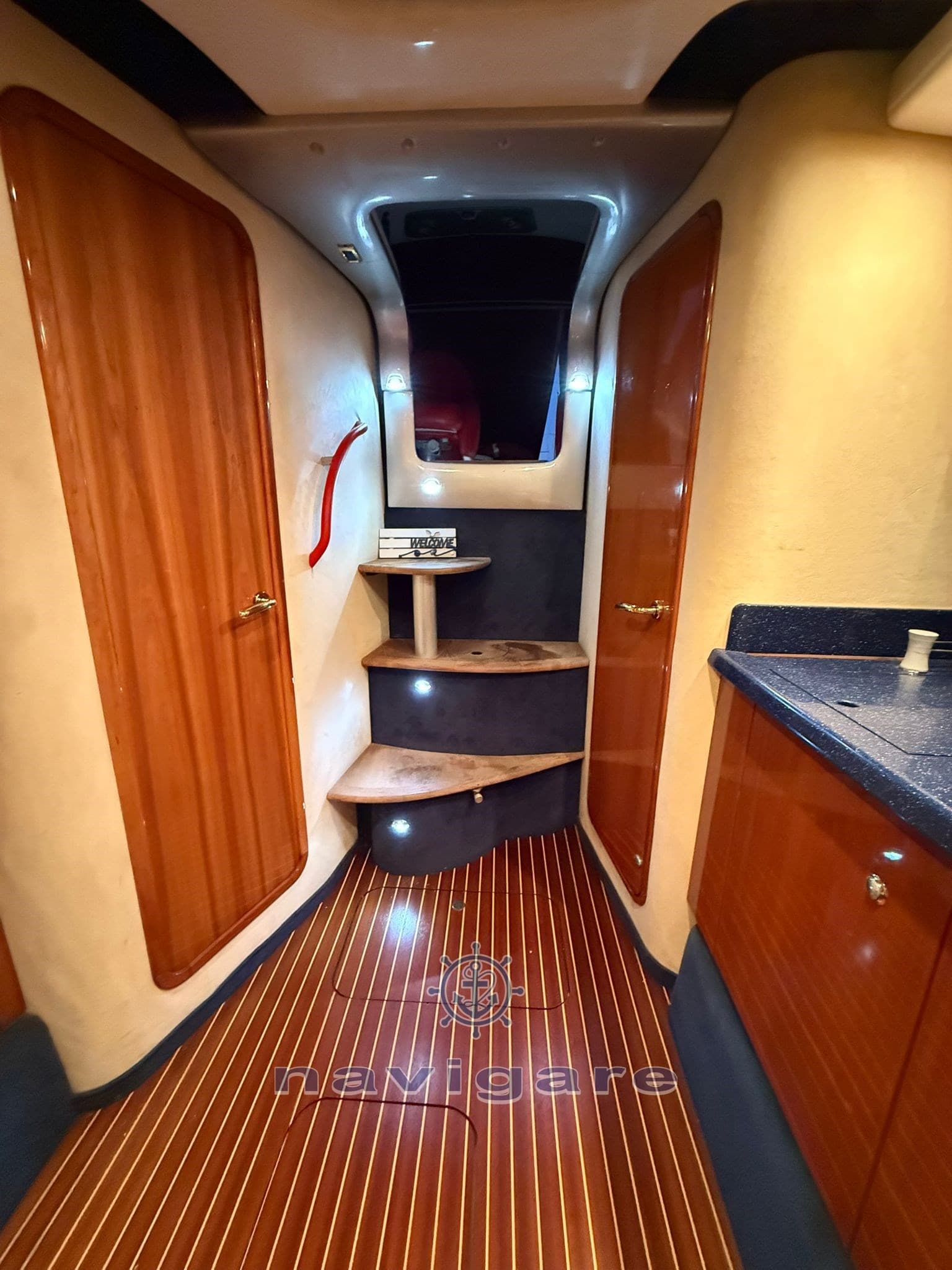 Cranchi Endurance 41 - Interior View Cranchi Endurance 41 - Interior View