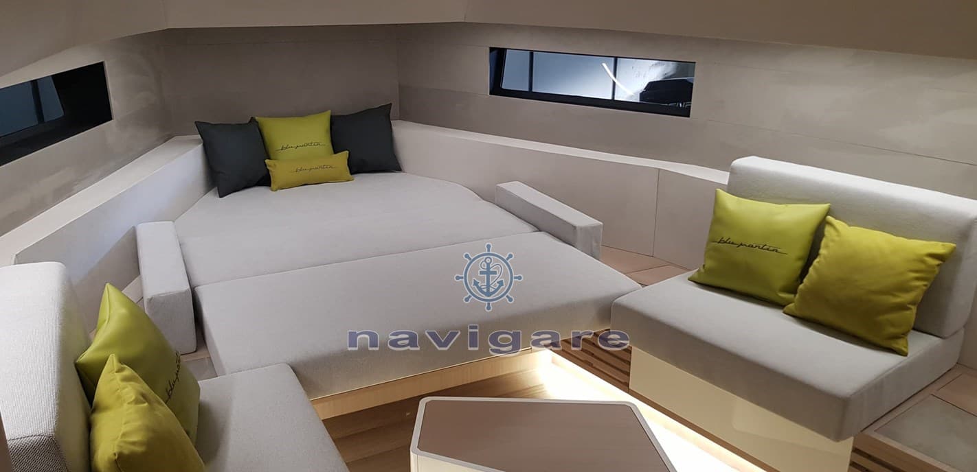 Blu Martin Walkaround 46 usato - foto hero 5