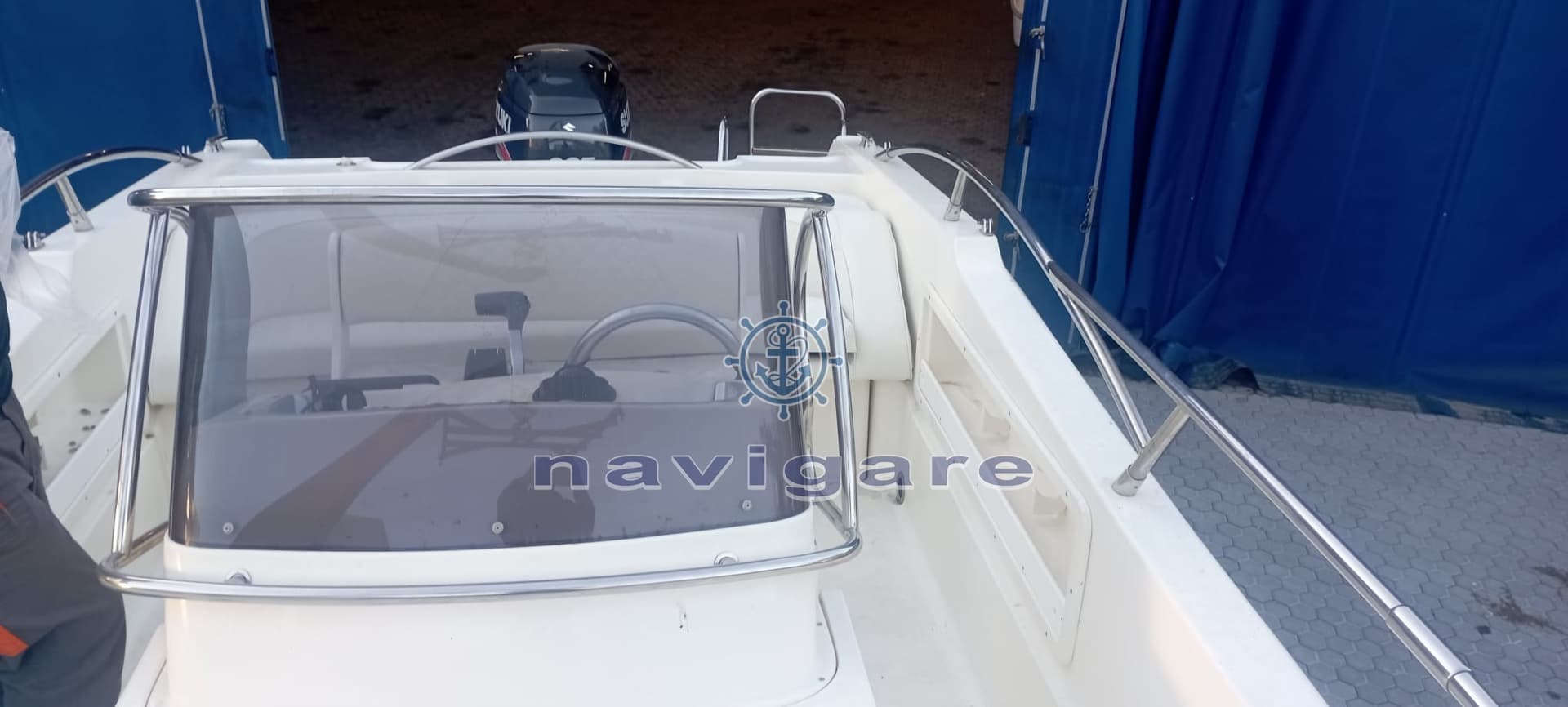 Ranieri International 22 Rancraft - Detail View 1 Ranieri International 22 Rancraft - Detail View 1