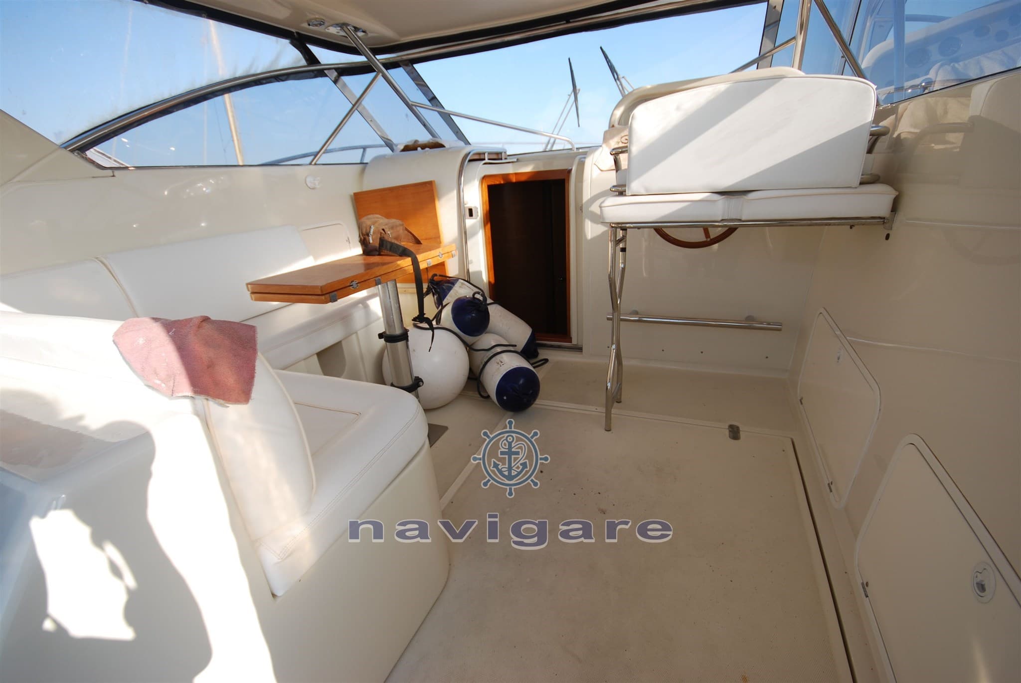 Tuccoli Ivano T 350 - Deck View Tuccoli Ivano T 350 - Deck View