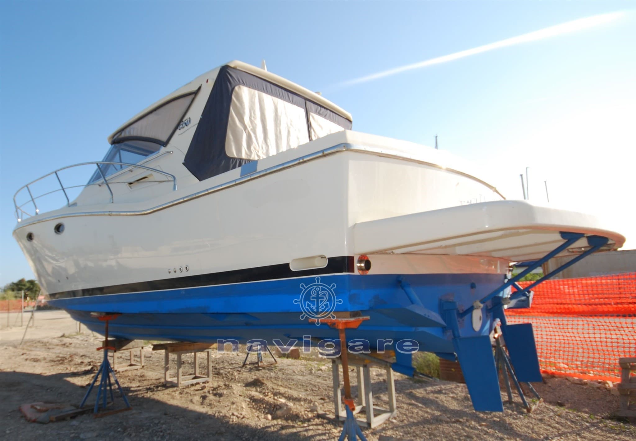 Tuccoli Ivano T 350 - Detail View 1 Tuccoli Ivano T 350 - Detail View 1