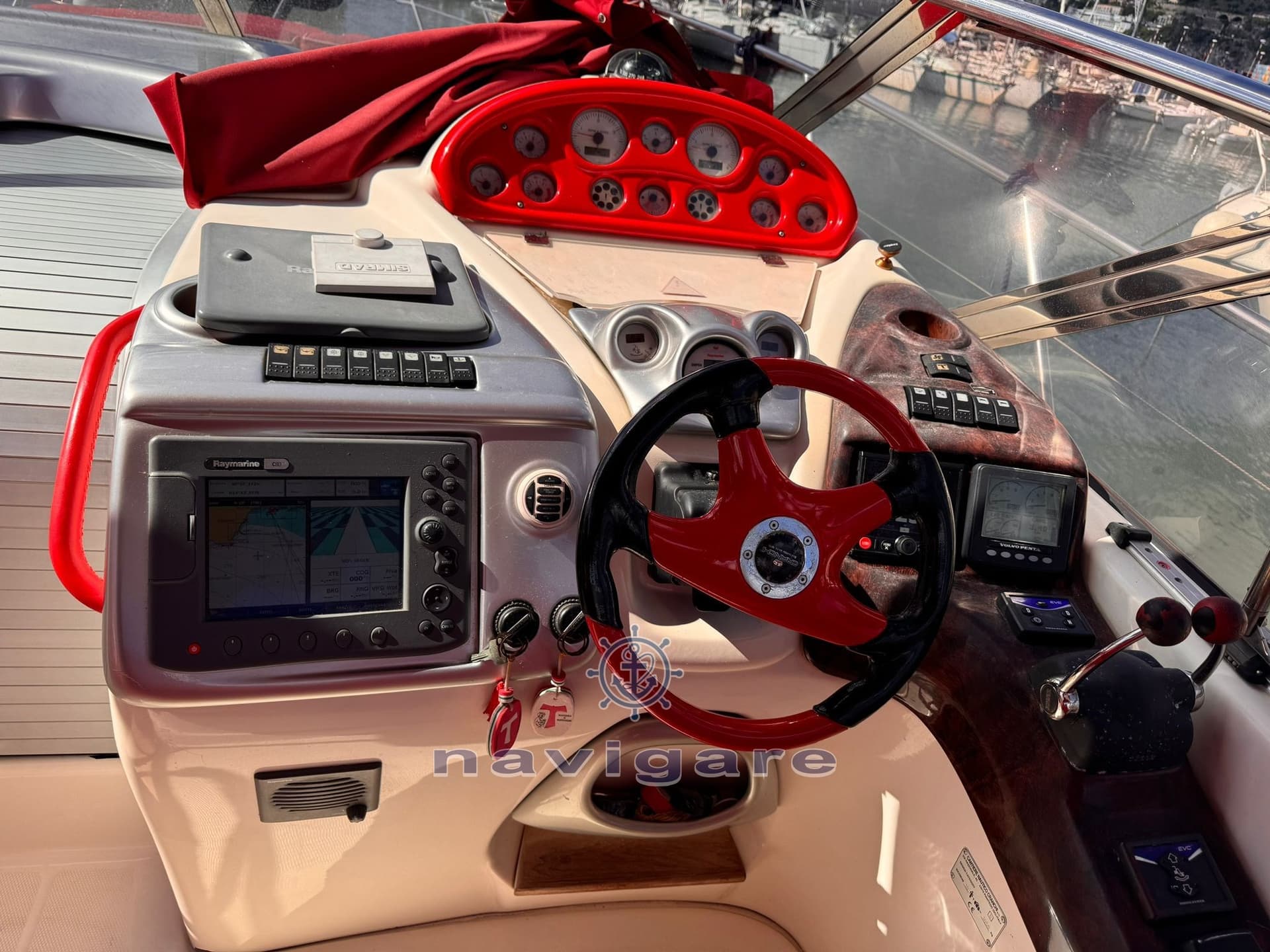 Cranchi ENDURANCE 41 usato - foto hero 11