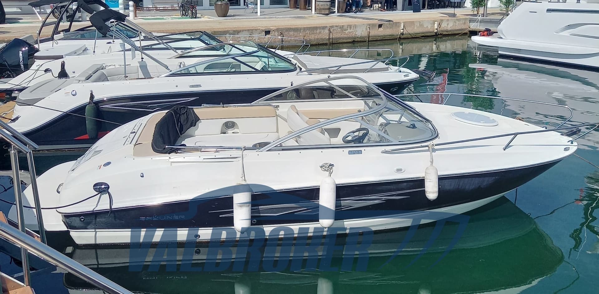 Bayliner 702 Cuddy usato - dettaglio 2