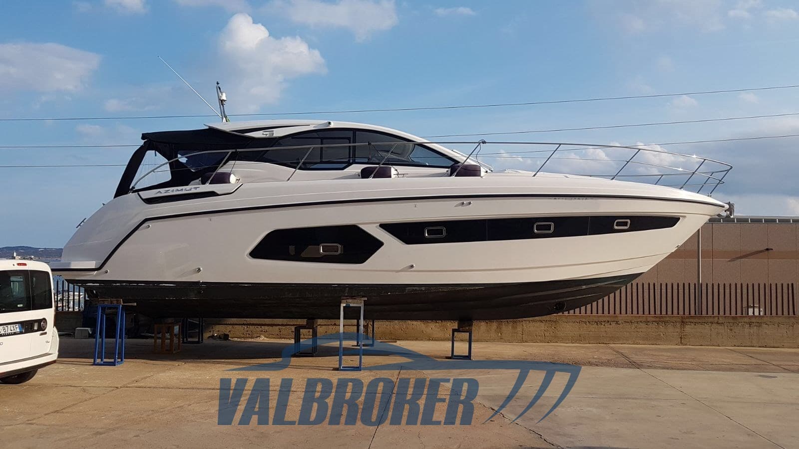 Azimut Atlantis 43 - Main View Azimut Atlantis 43 - Main View