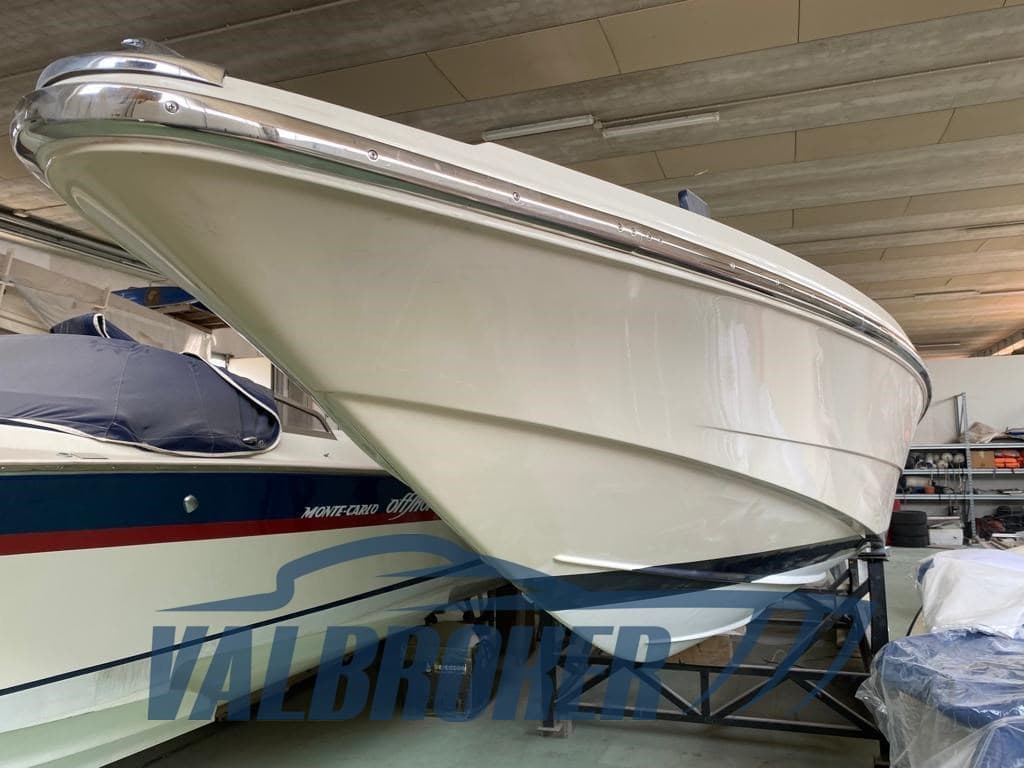 Riva Saint Tropez - Deck View Riva Saint Tropez - Deck View