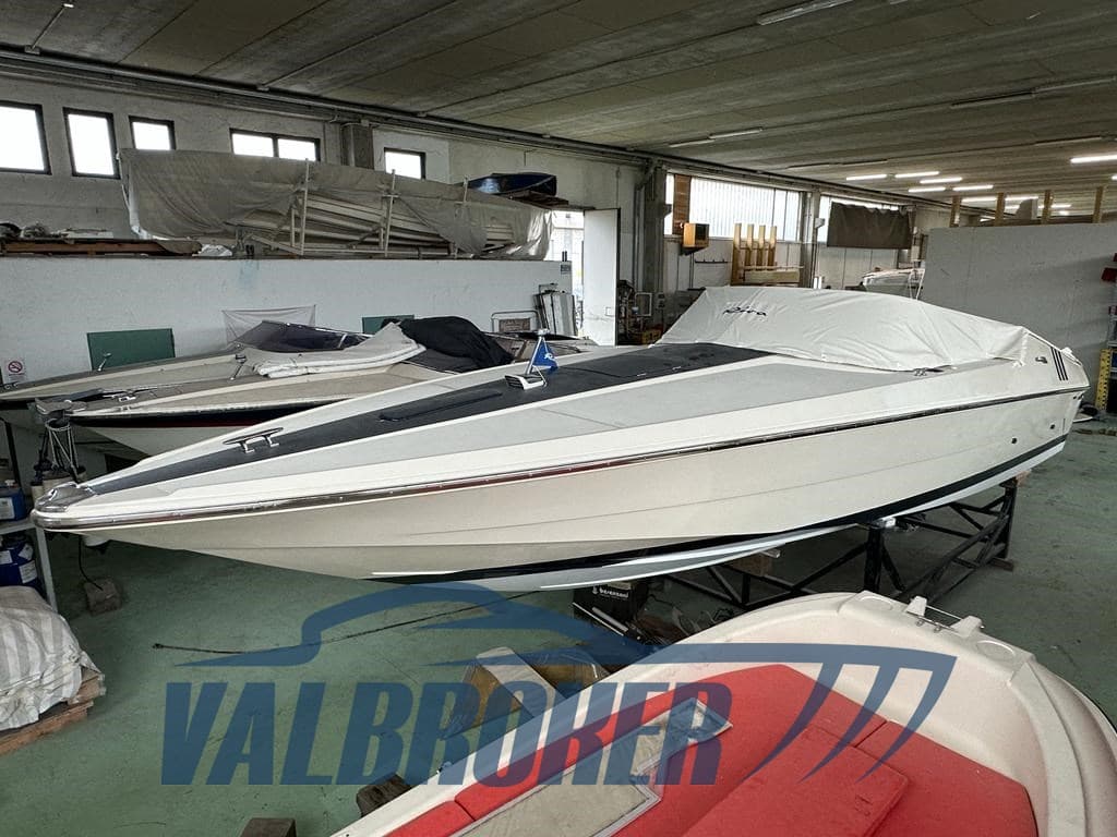 Riva Saint Tropez - Main View Riva Saint Tropez - Main View